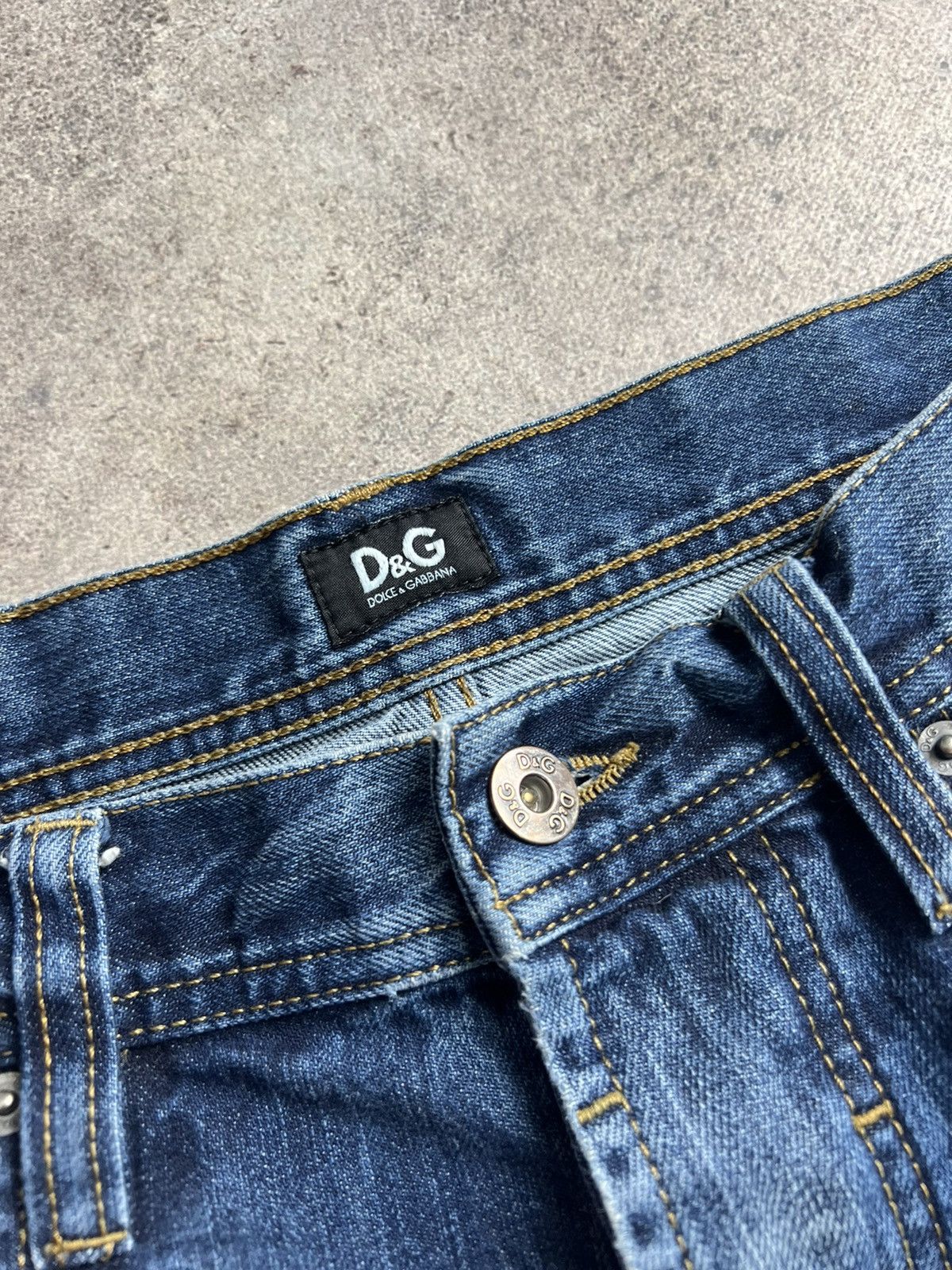Dolce & Gabbana distressed skinny jeans