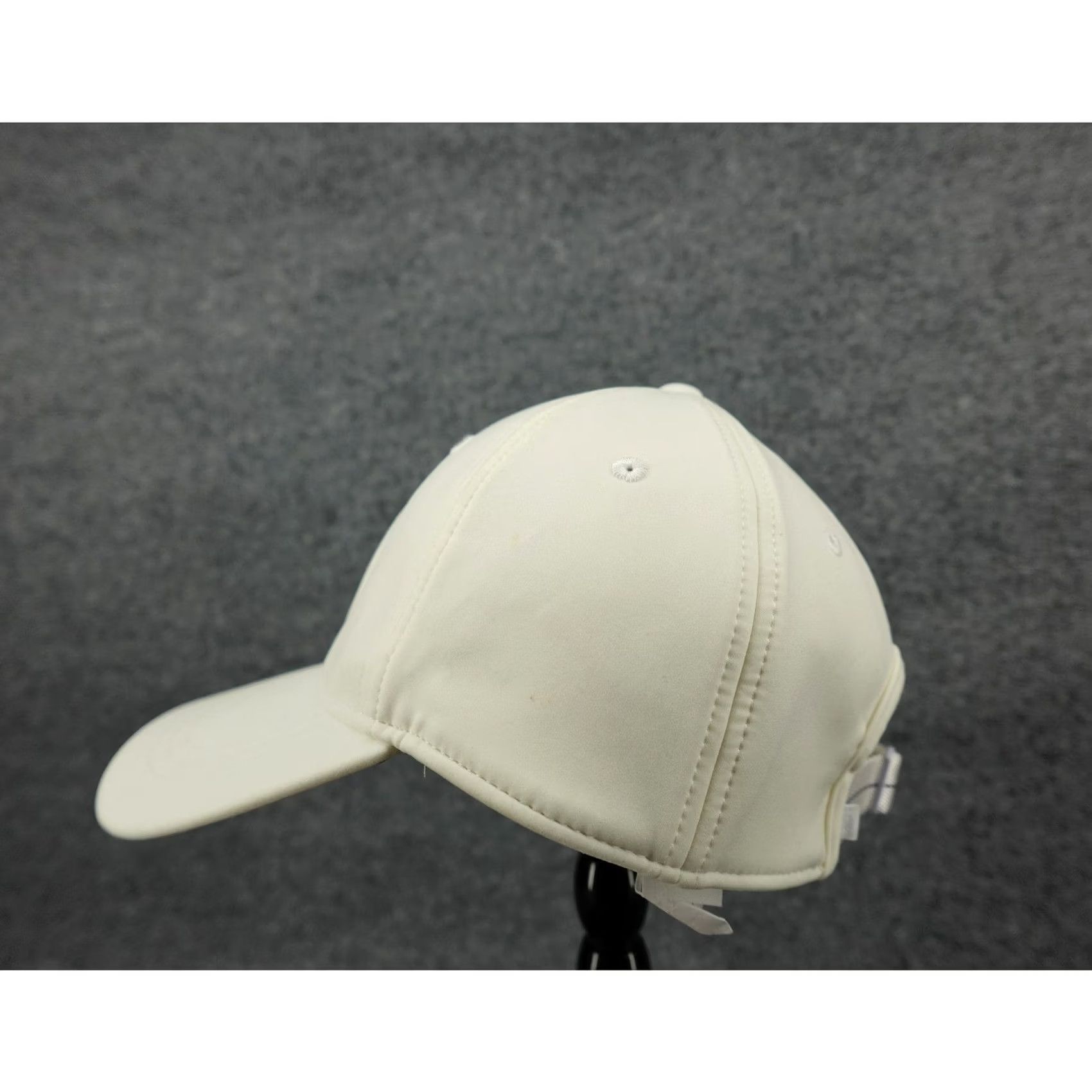 Lululemon Fast and Free Pony Basecap Women OS Cream 