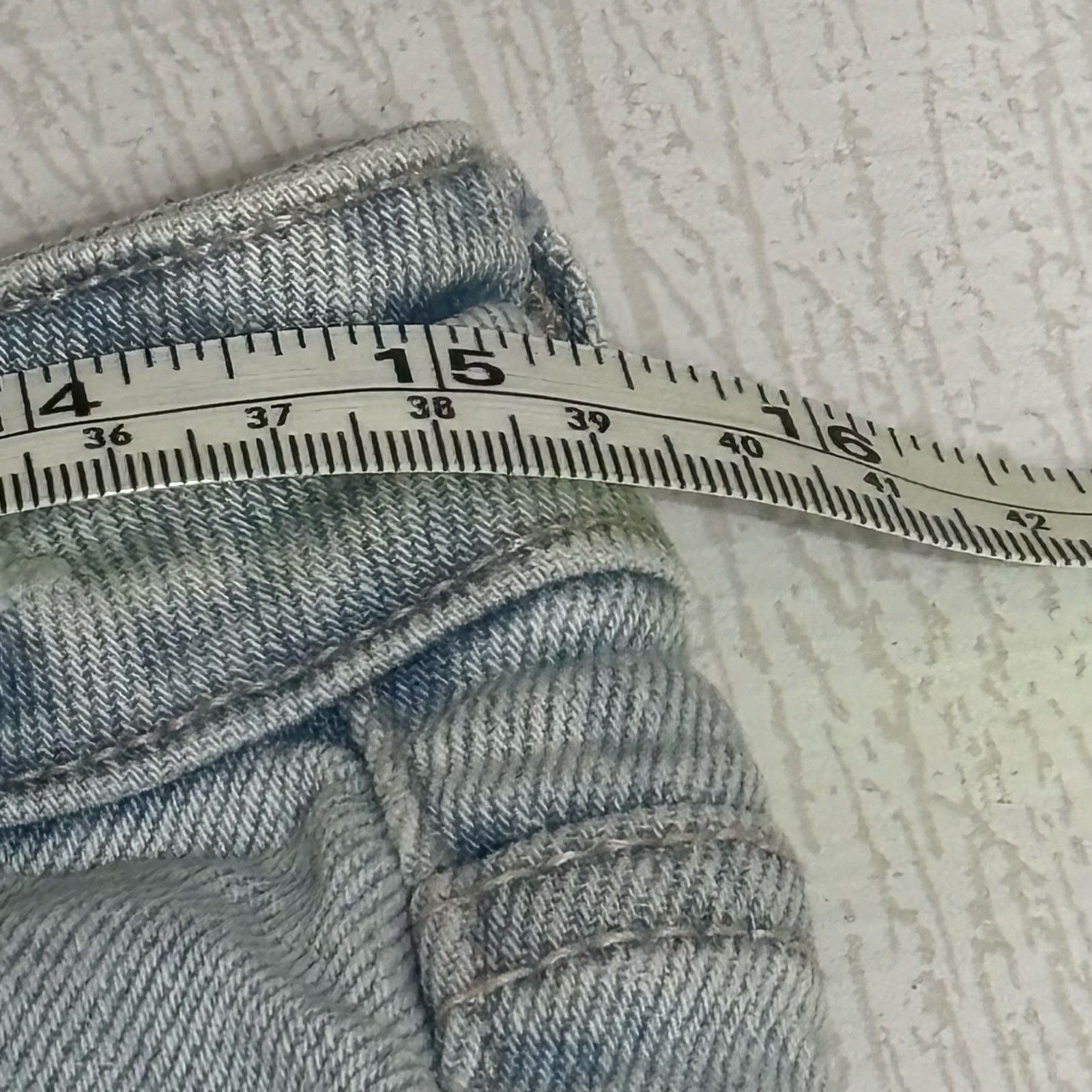 Other Cello Light Wash Distressed Denim Shorts Size Large Size 31" - 3 Thumbnail
