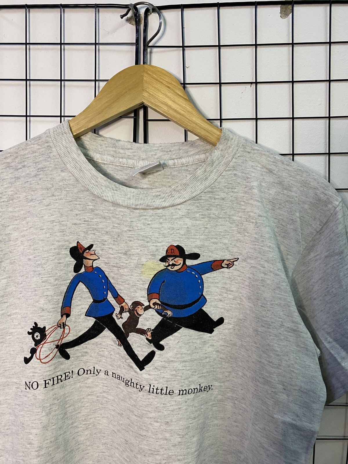 Vintage Vintage 1995 Curious George Ether Tshirt Size US S / EU 44-46 / 1 - 2 Thumbnail