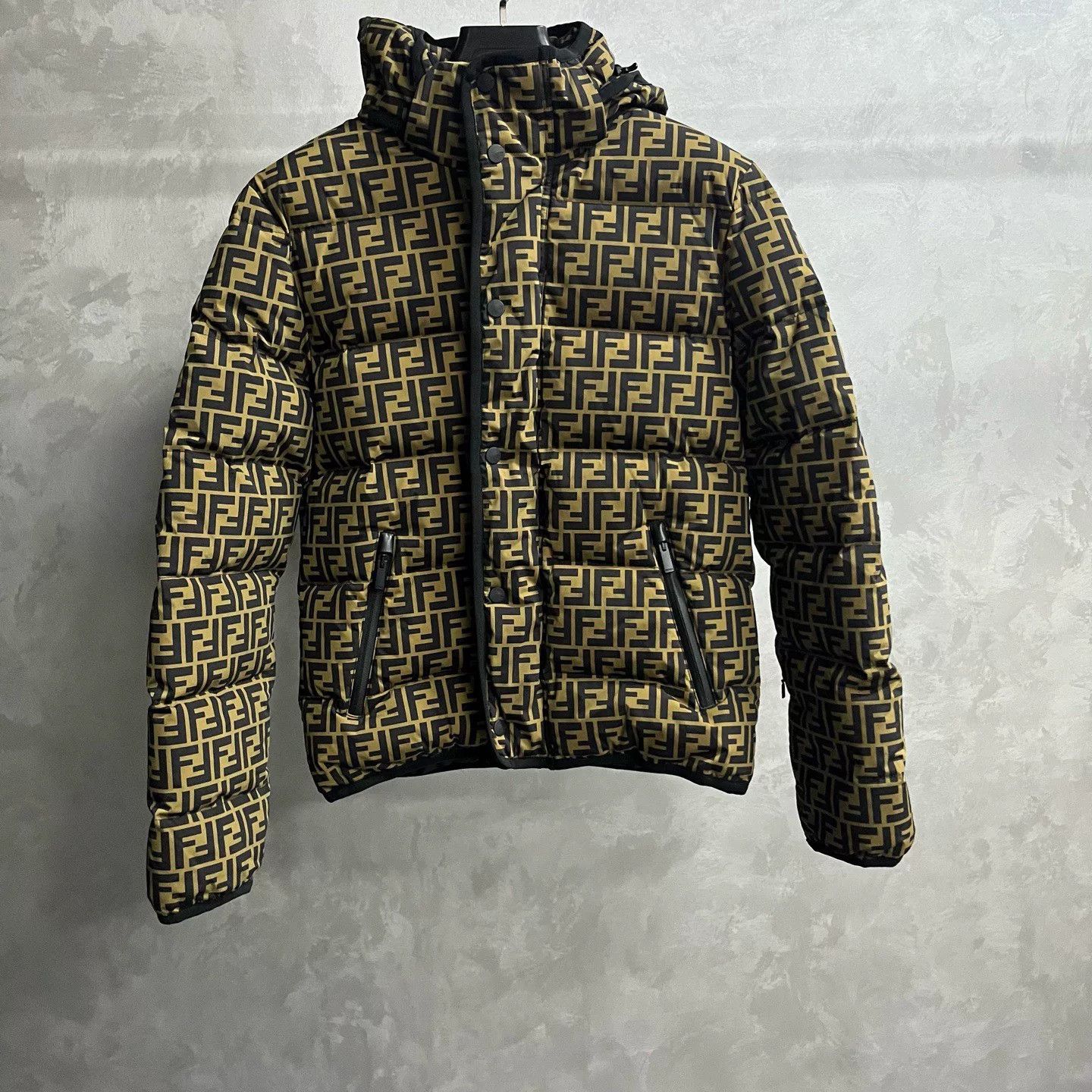 Fendi Fendi Retro Cotton Beige Heavy Coat xs Men Size US XS / EU 42 / 0 - 1 Thumbnail
