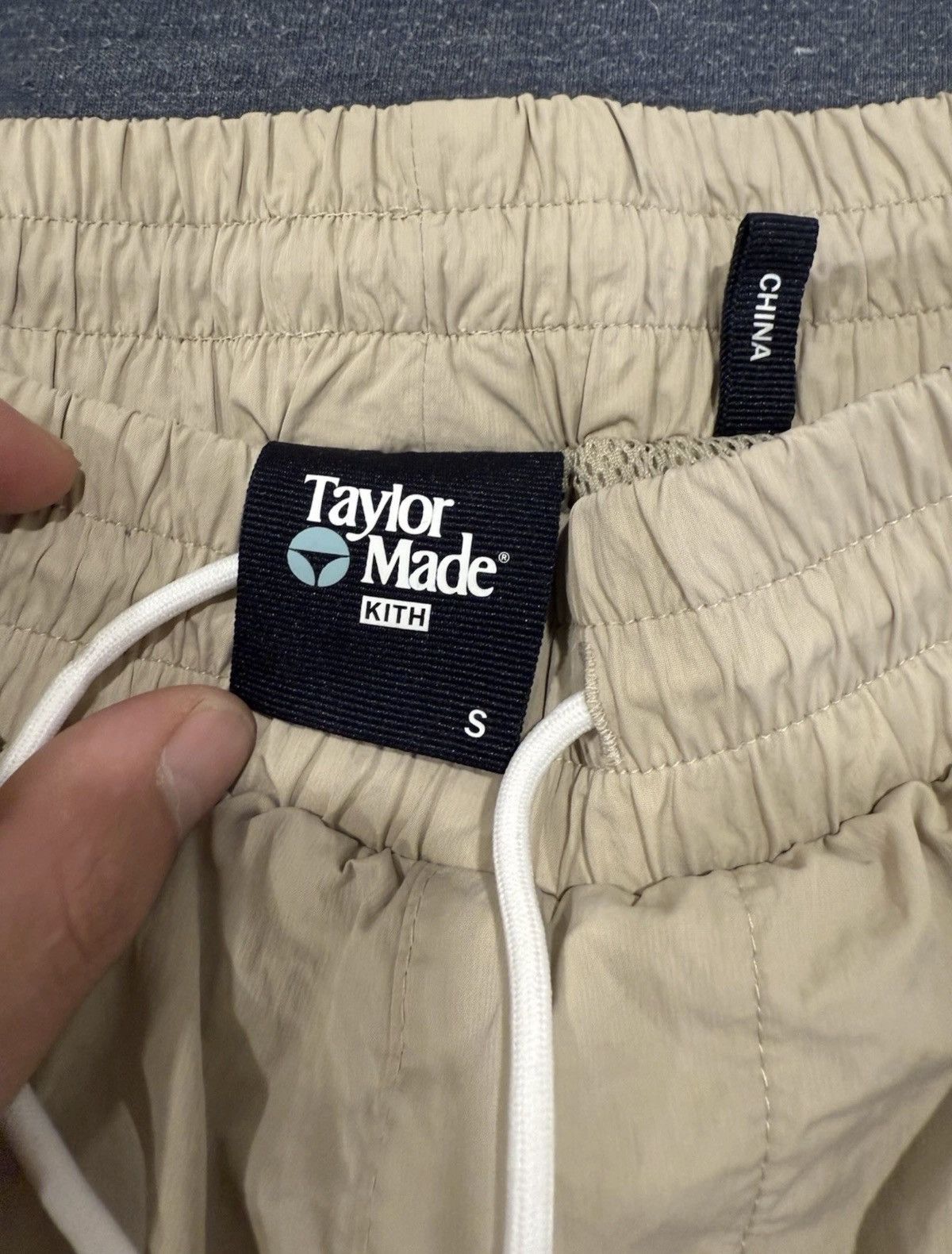 Kith × TaylorMade Kith x Taylormade Beige Track pants sweatpants Size US 30 / EU 46 - 4 Thumbnail