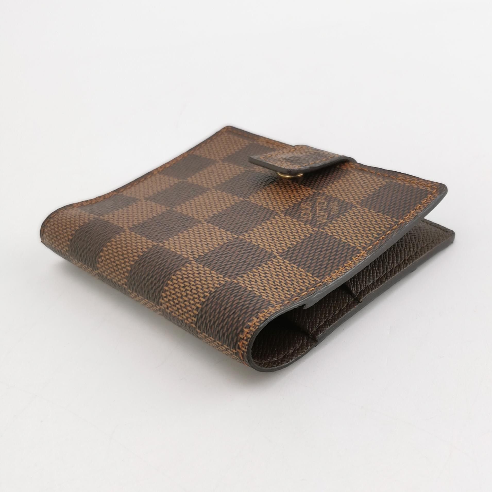 Louis Vuitton Louis Vuitton (LV) Monogram Logo Notepad Leather Case -y250 Size ONE SIZE - 9 Thumbnail