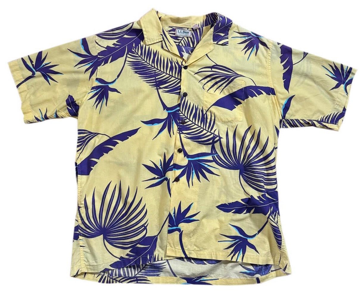 L.L. Bean × Vintage Vintage LL Bean Flowered Print Button Down Shirt (Size XL) Size US M / EU 48-50 / 2 - 1 Thumbnail