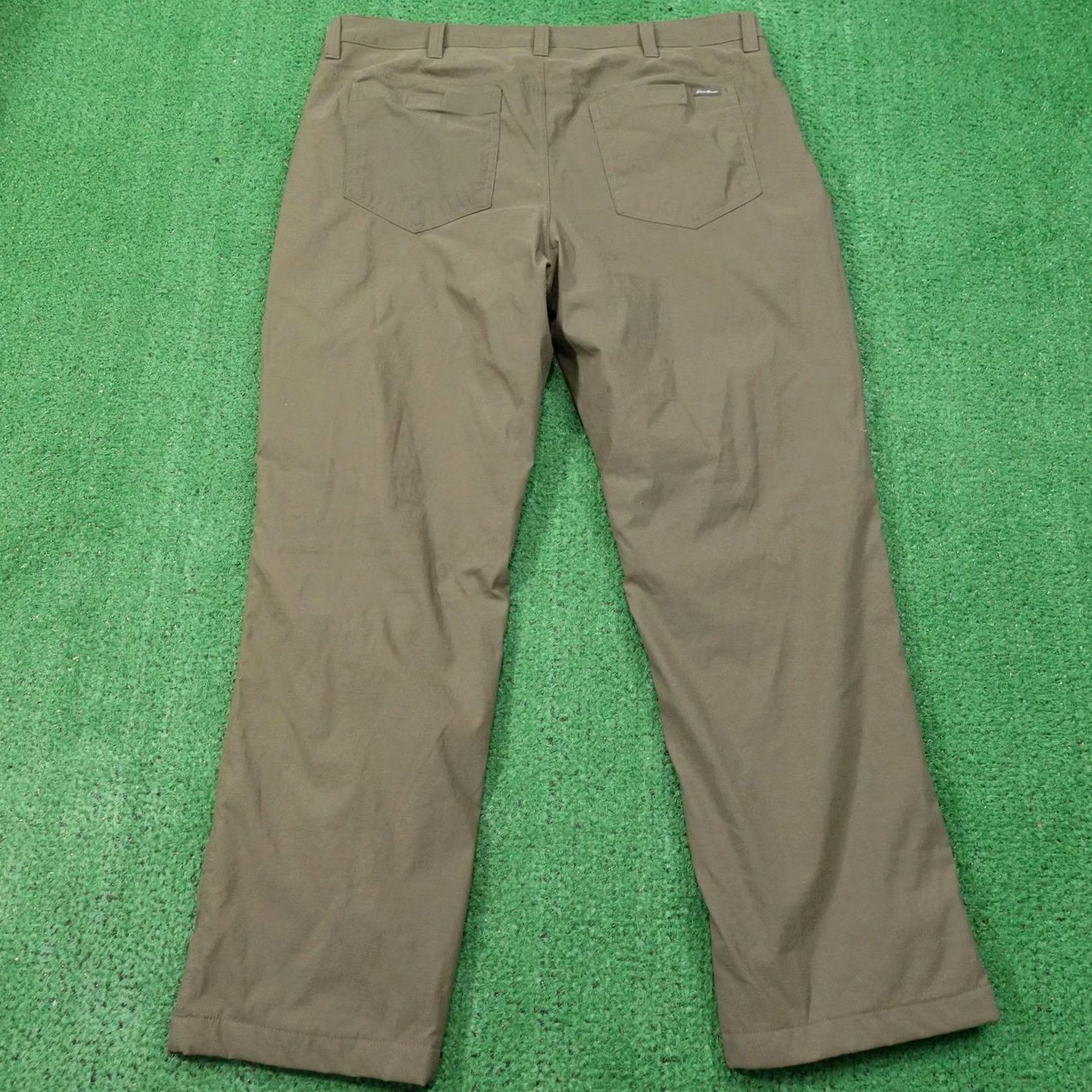 Eddie Bauer Eddie Bauer Mens Pants Green Fleece Lined Cargo Hiking Stretch Nylon 38x30 Size US 38 / EU 54 - 7 Thumbnail