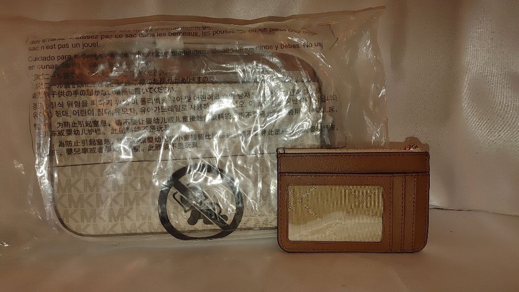 Michael Kors Michael Kors Jet Set Large Logo Crossbody & Card Holder NWT Size ONE SIZE - 4 Thumbnail