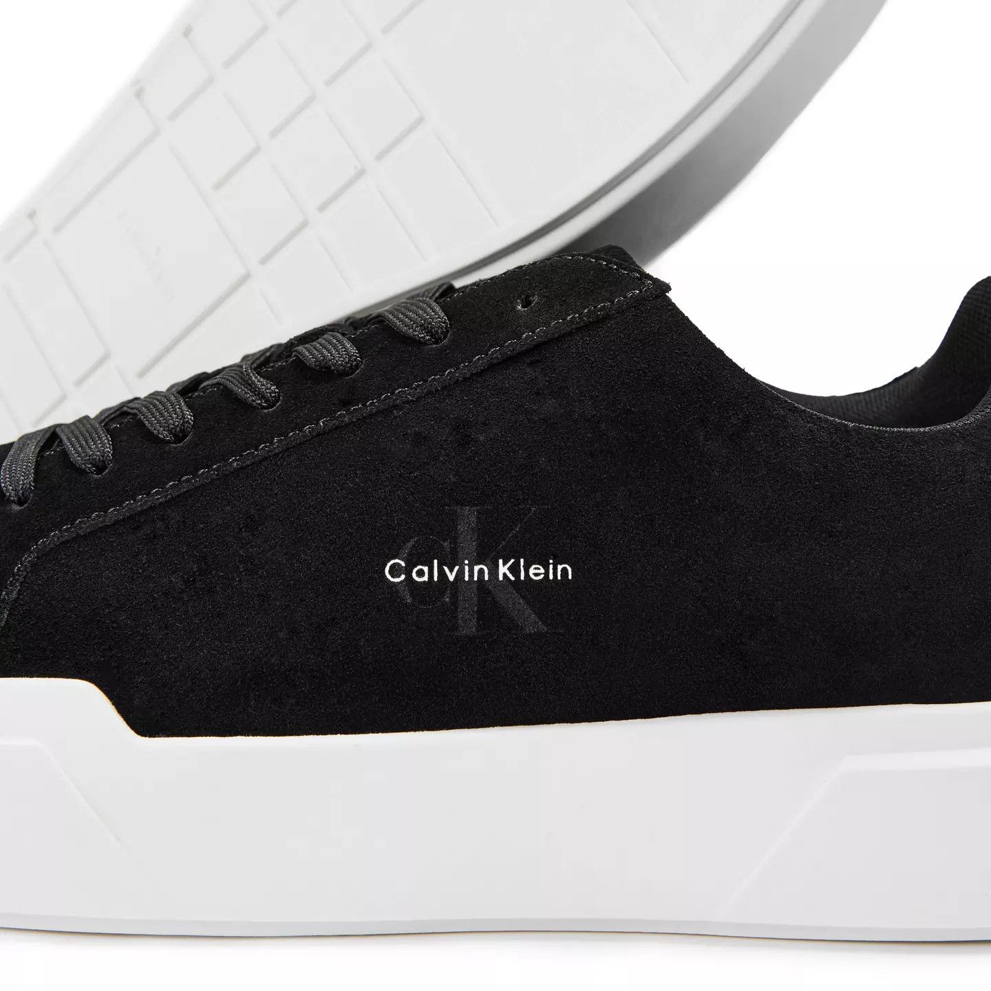Calvin Klein o1g2r1mq0426 Chunky Cup Low-Top Trainers in Black/White Size US 9 / EU 42 - 4 Thumbnail