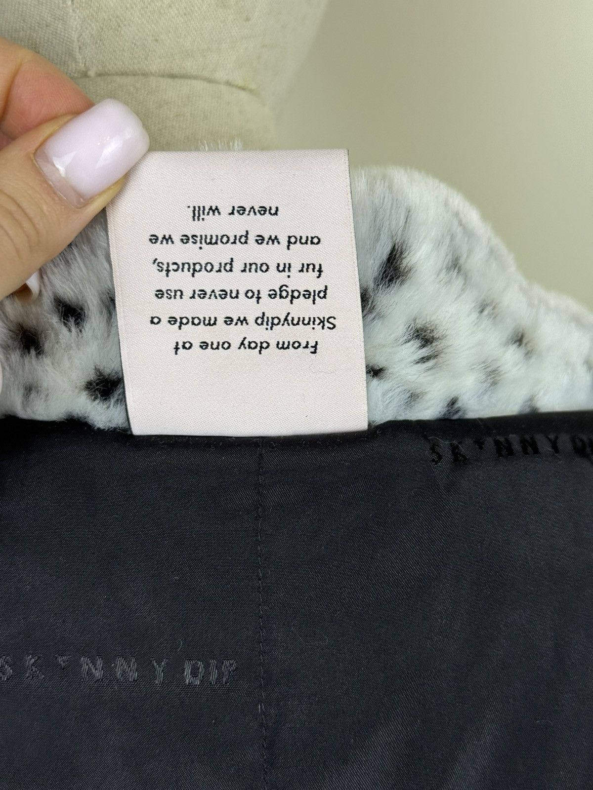 Other Skinnydip London Faux Fur YK2 Coat with Heart Pockets Size ONE SIZE - 6 Thumbnail