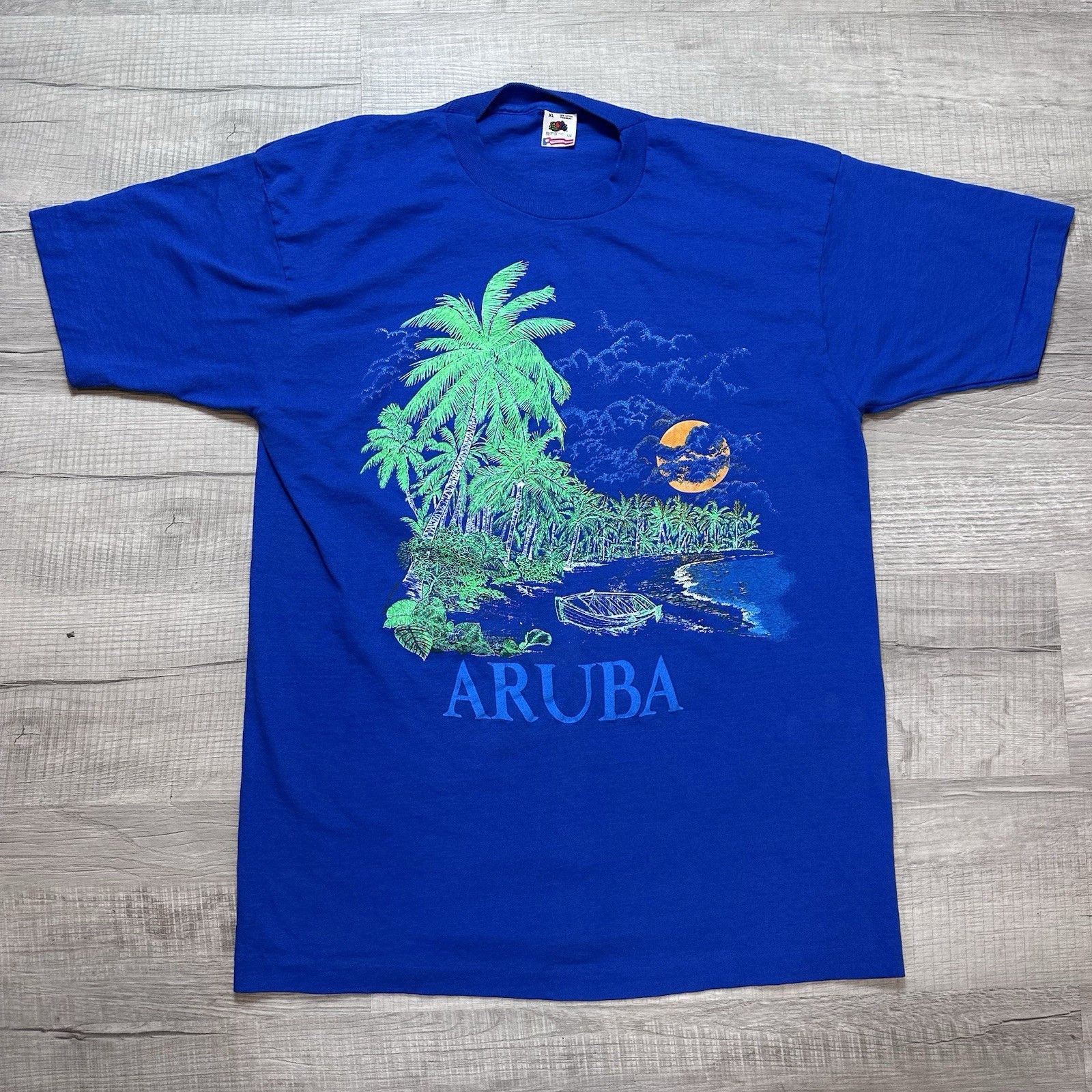 Fruit Of The Loom Vintage Aruba Beach T-Shirt Surf Wave Blue Single Stitch 90s Size US XL / EU 56 / 4 - 1 Thumbnail