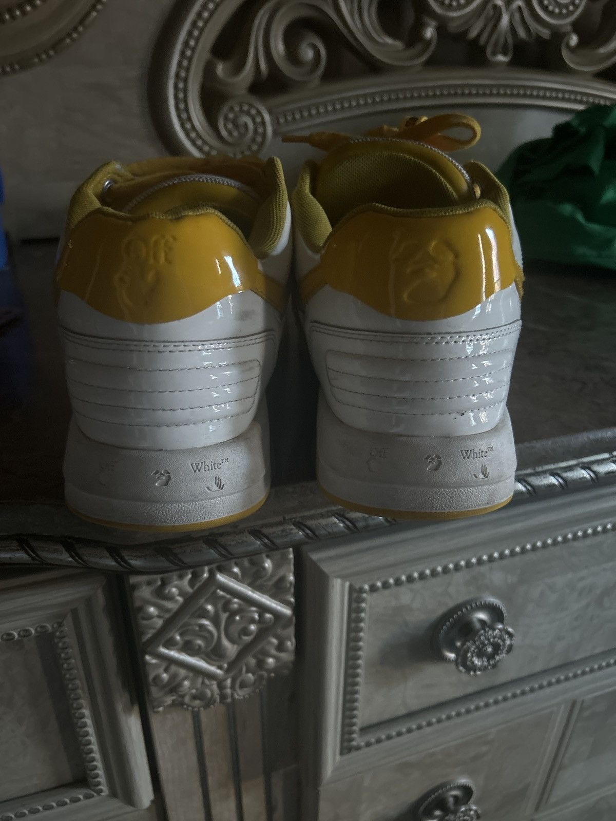 Off-White Off white out of office Size US 8 / EU 41 - 7 Thumbnail