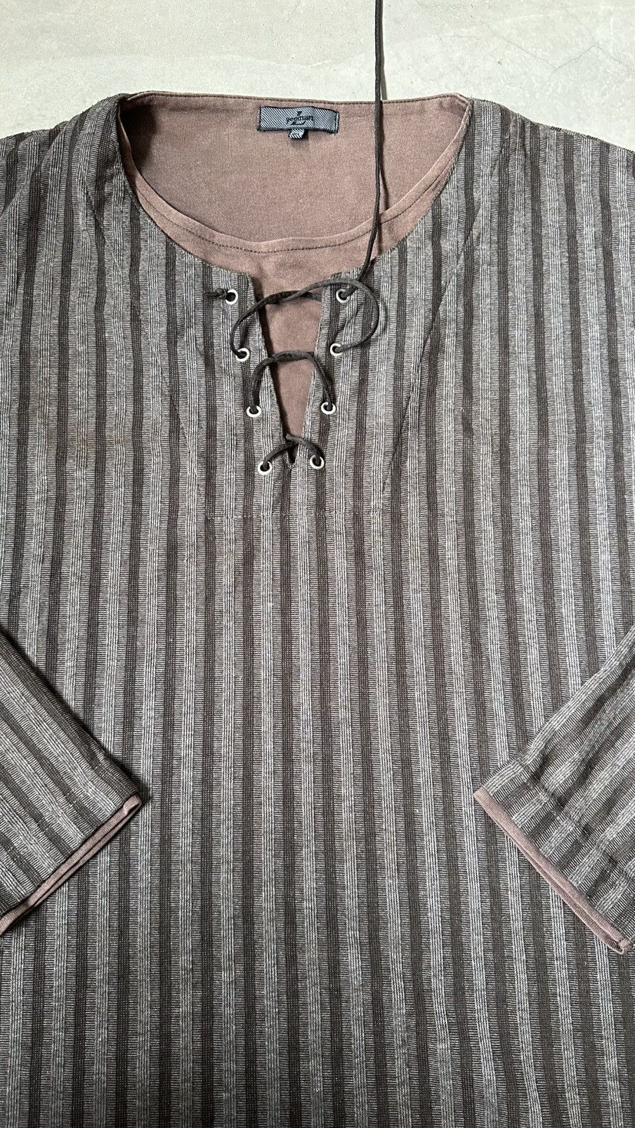VINTAGE YEOMAN BEATY BEAST PULL NECK TEE