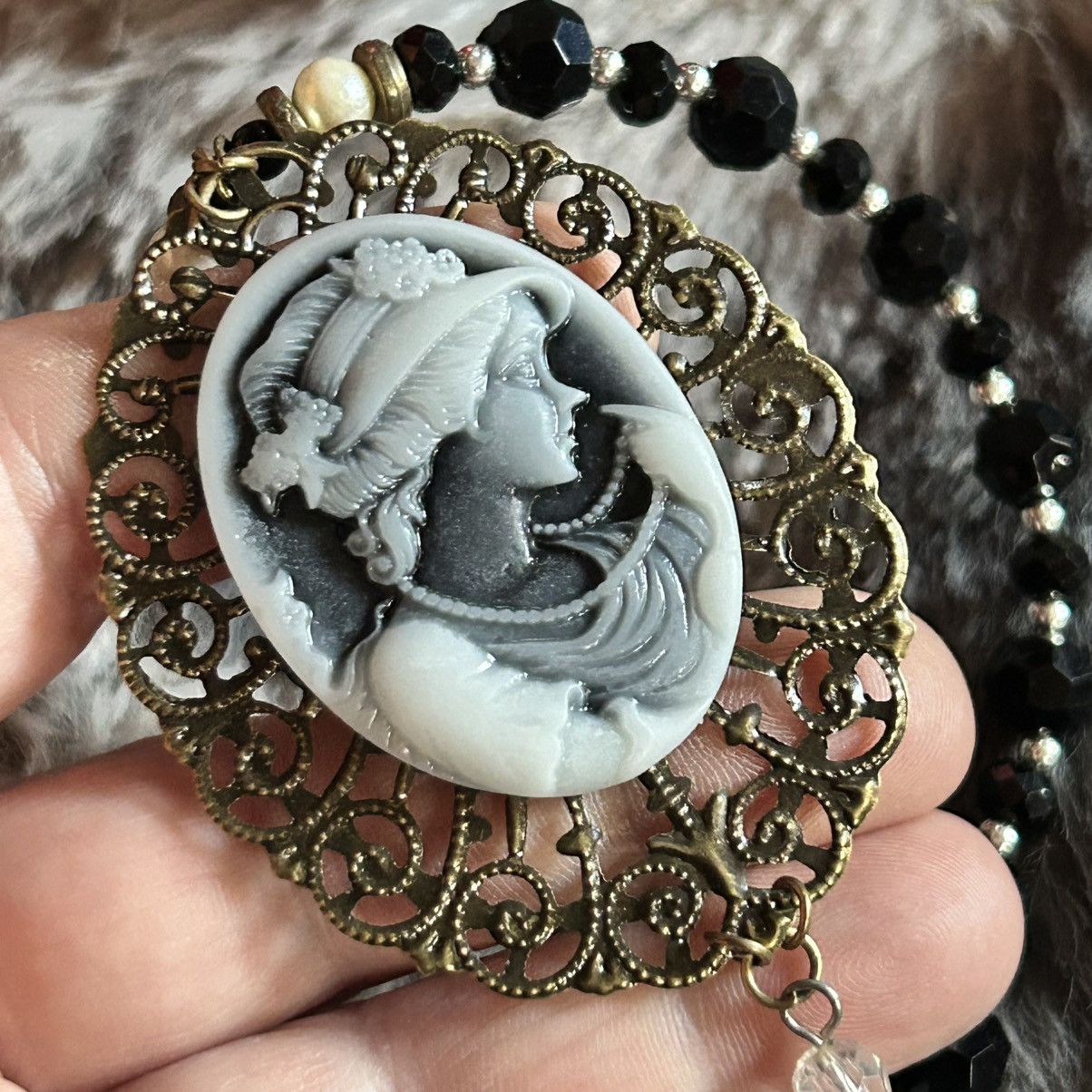 Handmade Handcrafted opalescent charcoal Victorian cameo necklace Size ONE SIZE - 7 Thumbnail