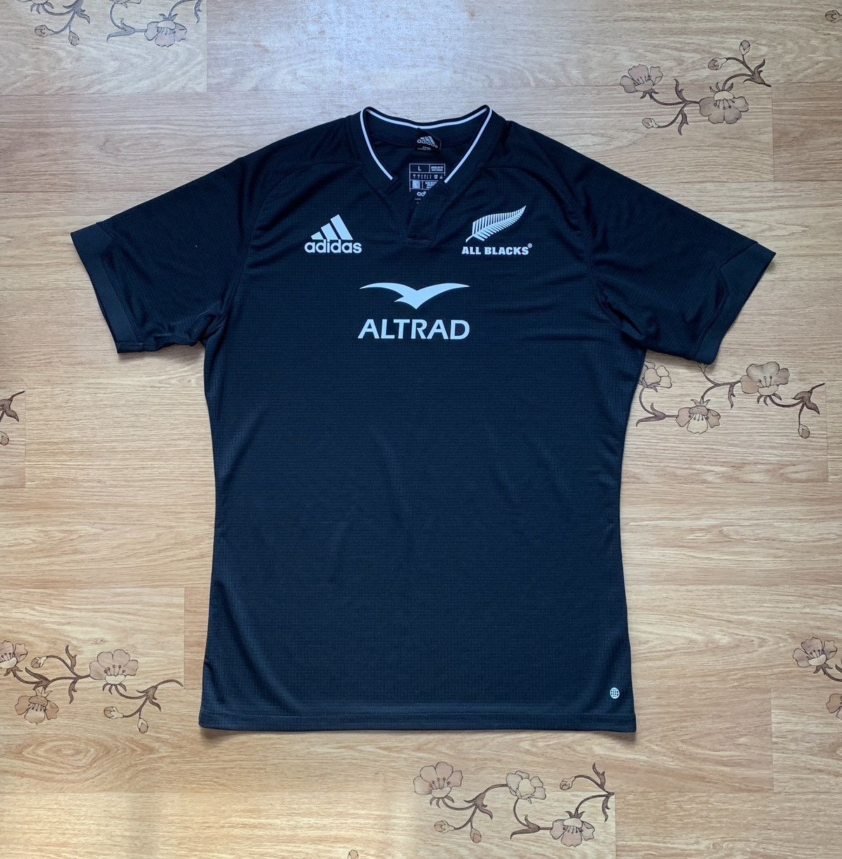 Adidas ALL BLACKS 2022/23 HOME RUGBY JERSEY KIT ADIDAS NEW ZEALAND Size US L / EU 52-54 / 3 - 1 Thumbnail