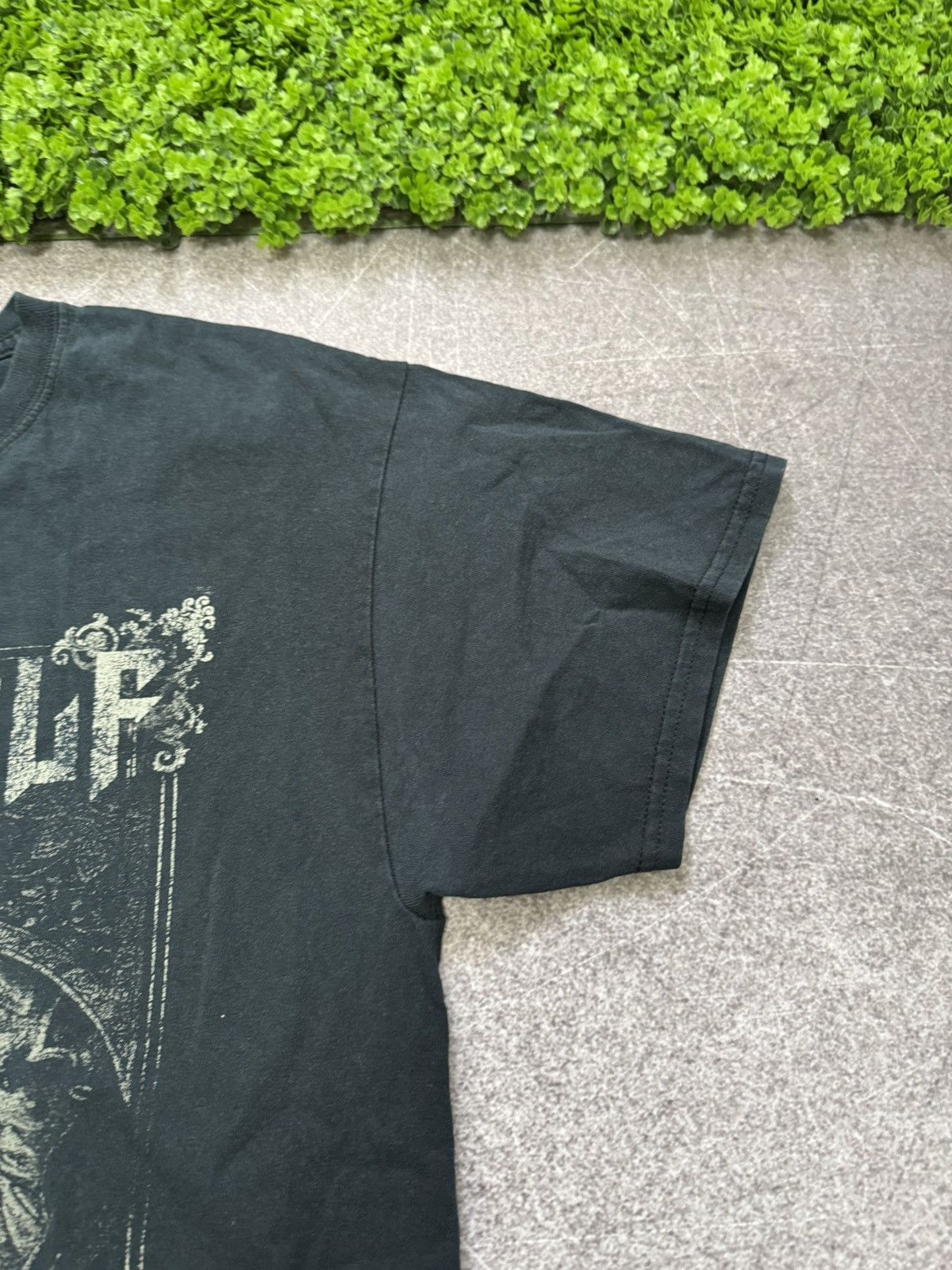 Band Tees Vintage 2000s Powerwolf T Shirt Metal Is Religion Y2k Size US L / EU 52-54 / 3 - 7 Thumbnail