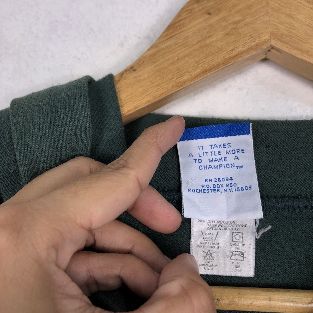 Champion × Vintage Vintage Champion Hoodie Spell Out Rare Streetwear XL Size US XL / EU 56 / 4 - 15 Thumbnail