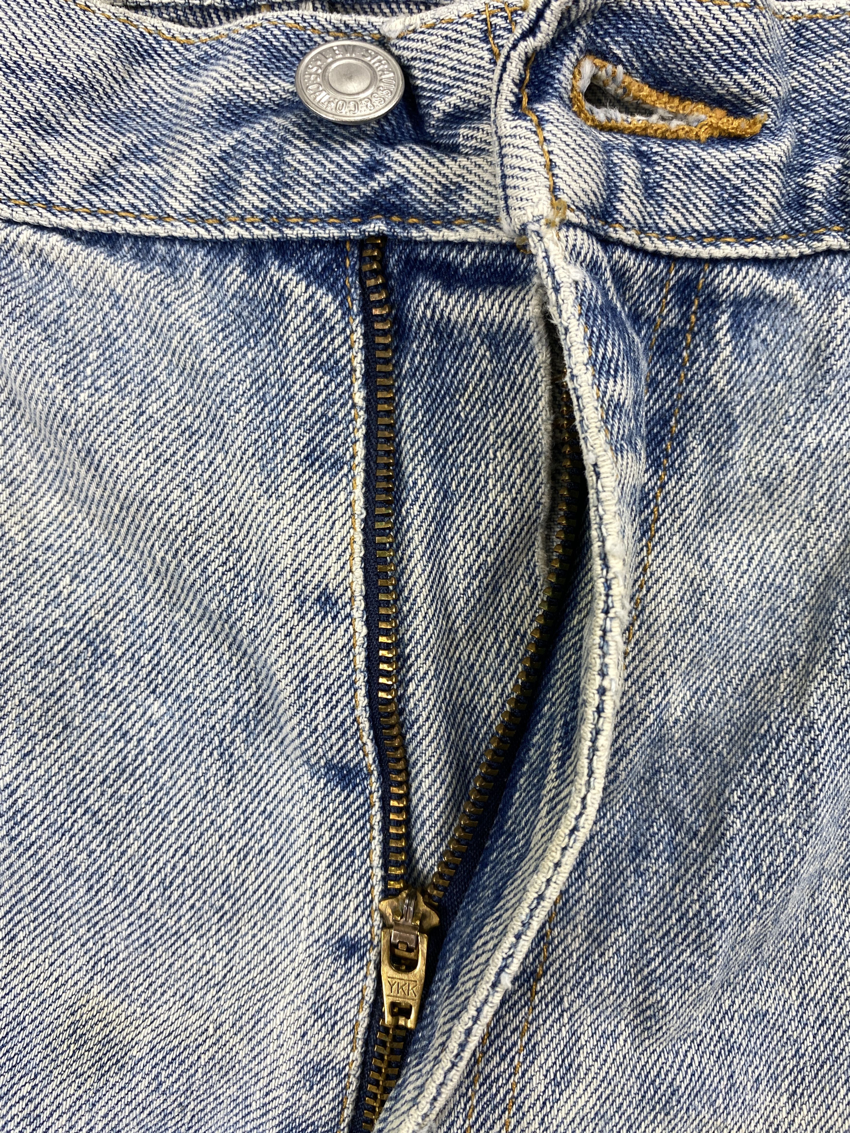 Levi's Light Blue Wash Vintage Levi's 550 34x31.5 Denim -SJ023 Size US 34 / EU 50 - 6 Thumbnail