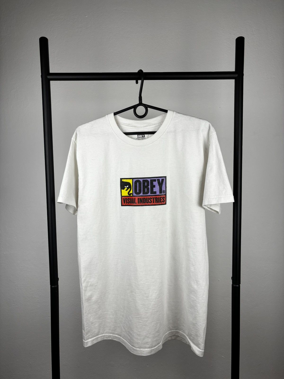 Obey × Vintage Obey vintage big logo t shirt size M Size US M / EU 48-50 / 2 - 1 Thumbnail