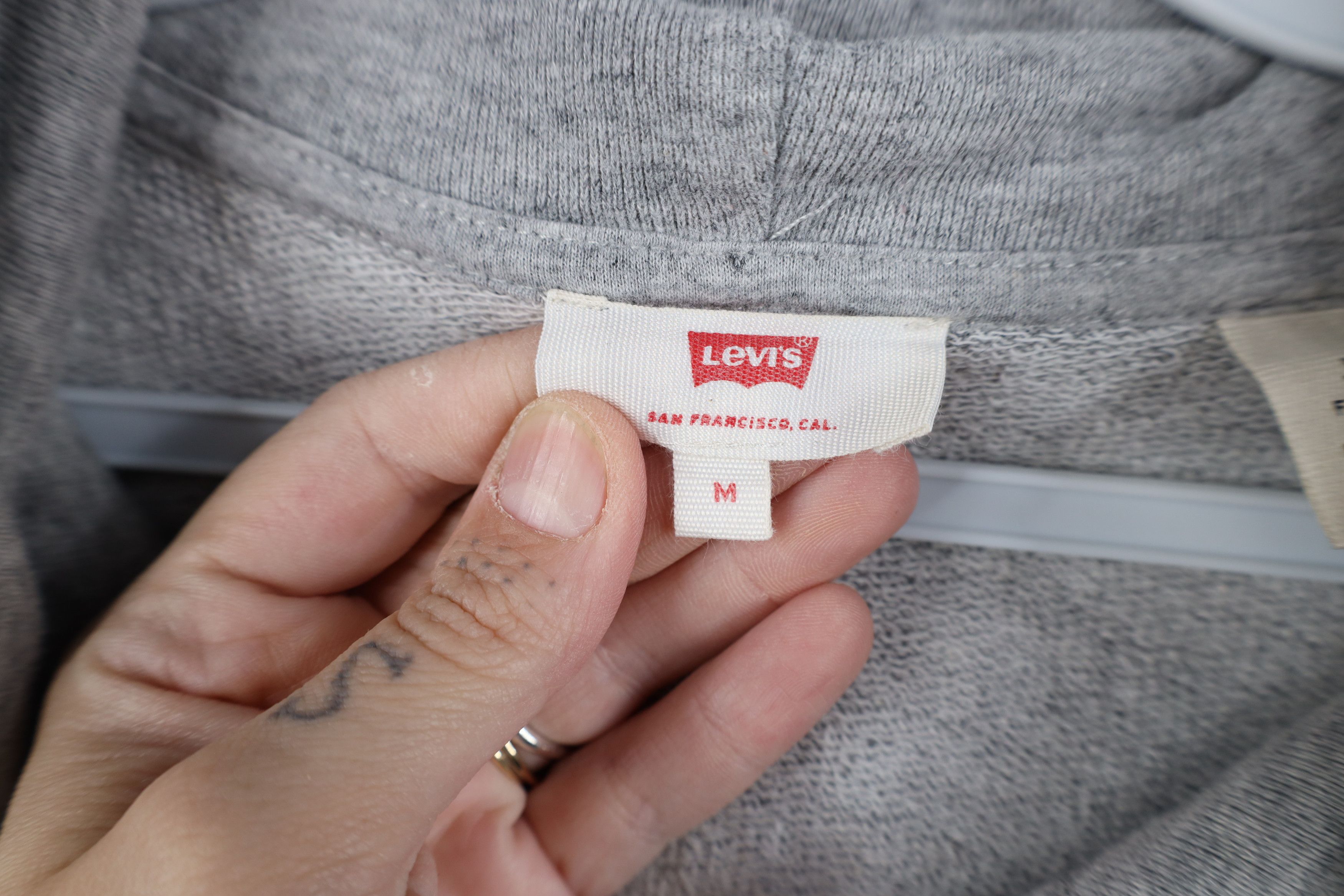 Levi's Y2K Levis Spell Out Box Logo Hoodie Sweatshirt Gray Size US M / EU 48-50 / 2 - 10 Thumbnail