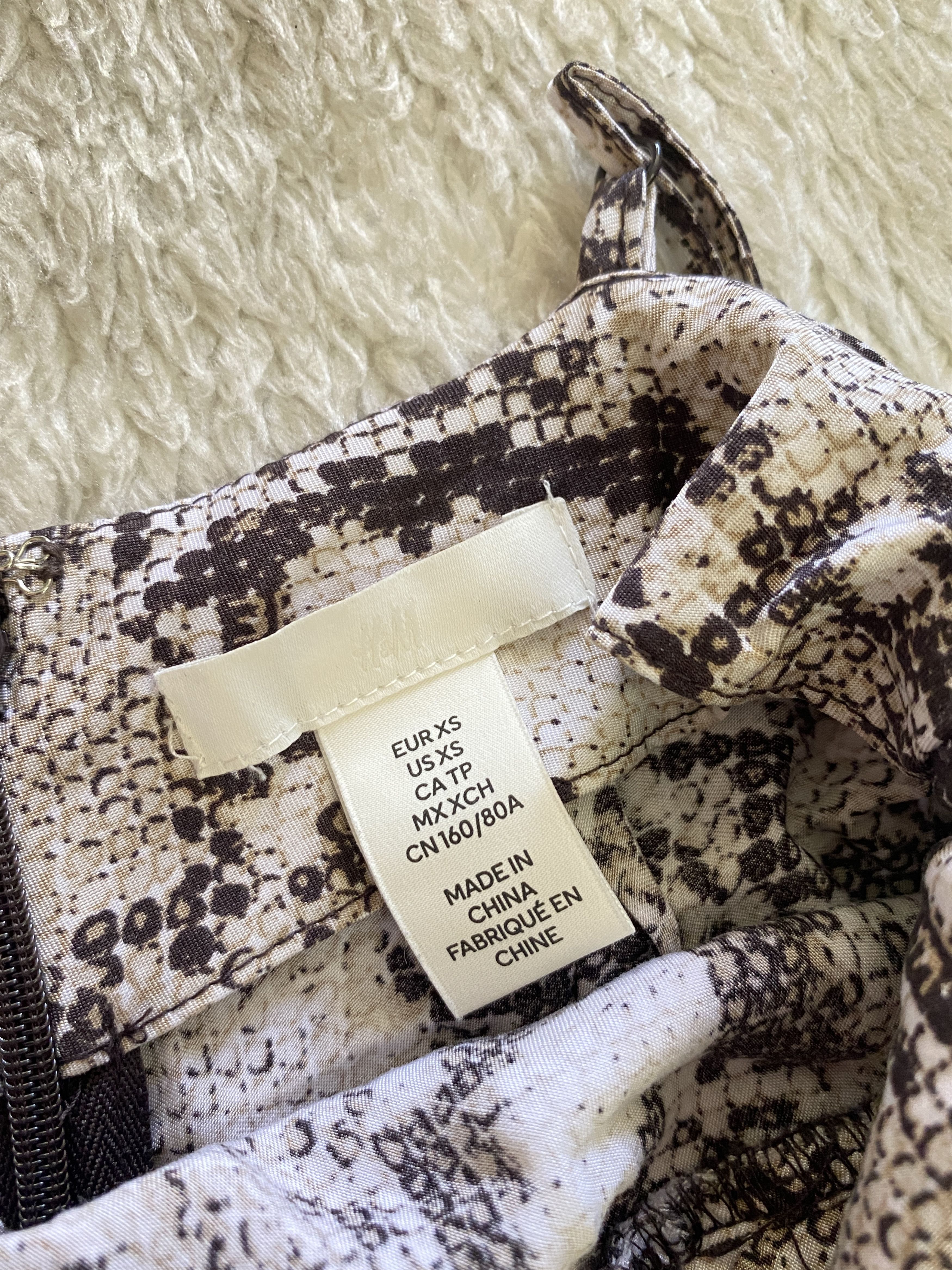 H&M Grunge Beige Snakeskin-Patterned Slip Dress Size XS / US 0-2 / IT 36-38 - 7 Thumbnail