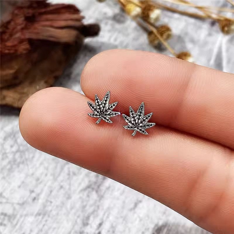 West Coast Choppers Maple Leaf Stud Earring (pair) Size ONE SIZE - 2 Thumbnail