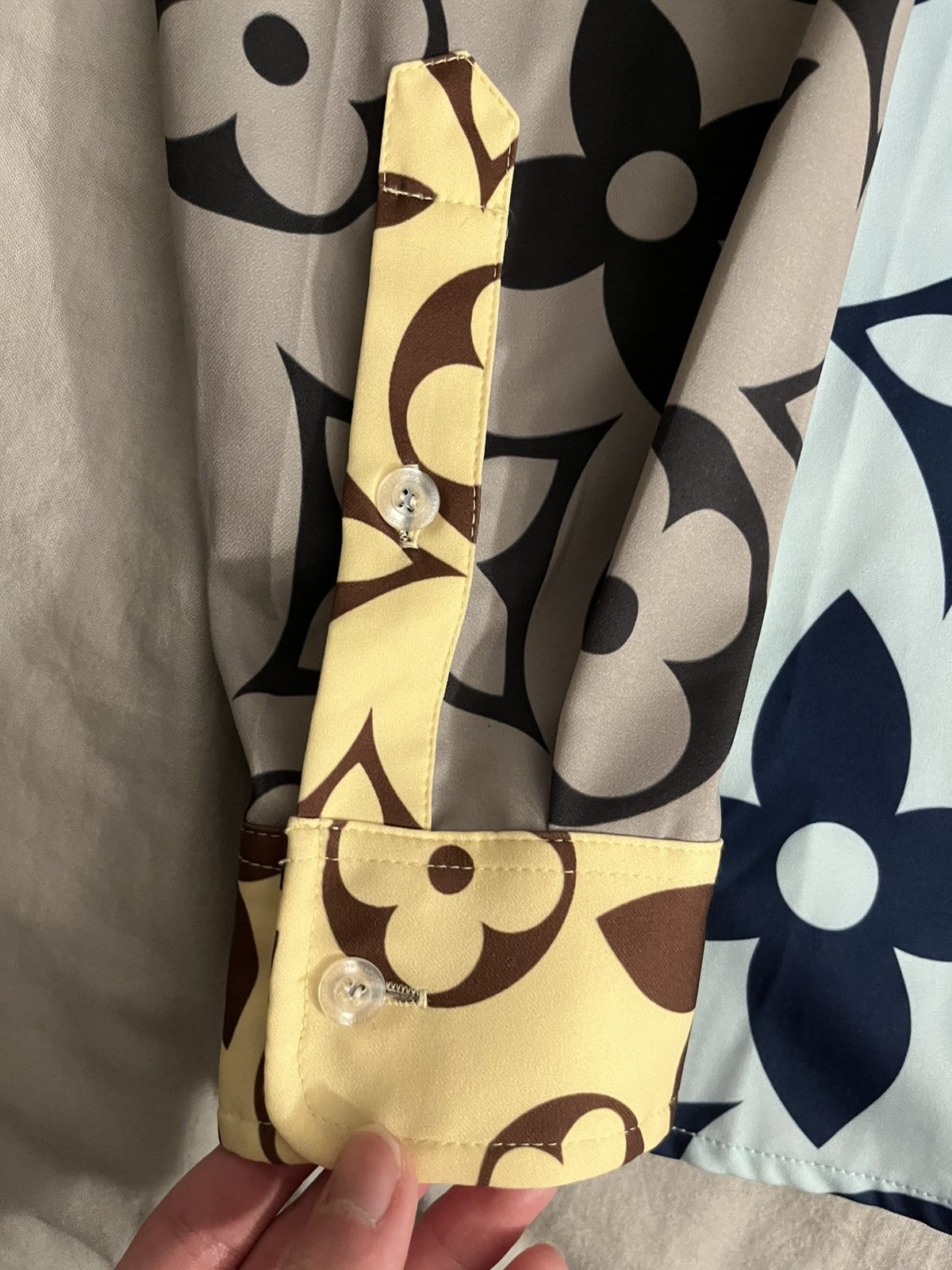 Imran Potato Imran potato louis vuitton vomit button up Size US L / EU 52-54 / 3 - 4 Thumbnail