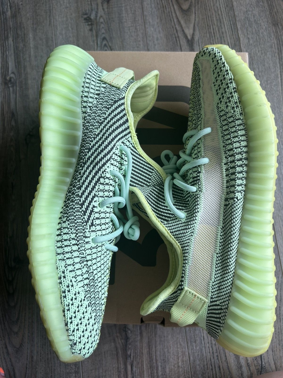 Yeezy Yeezy Boost 350 V2 Size US 13 / EU 46 - 7 Thumbnail