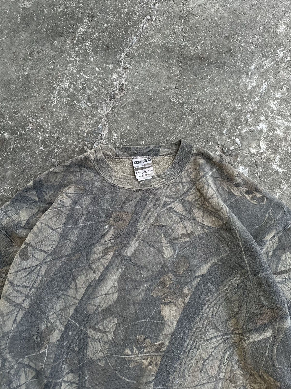 Carhartt × Vintage Crazy Vintage 00s Realtree Camo Crewneck Carhartt Style Size US XXL / EU 58 / 5 - 2 Thumbnail