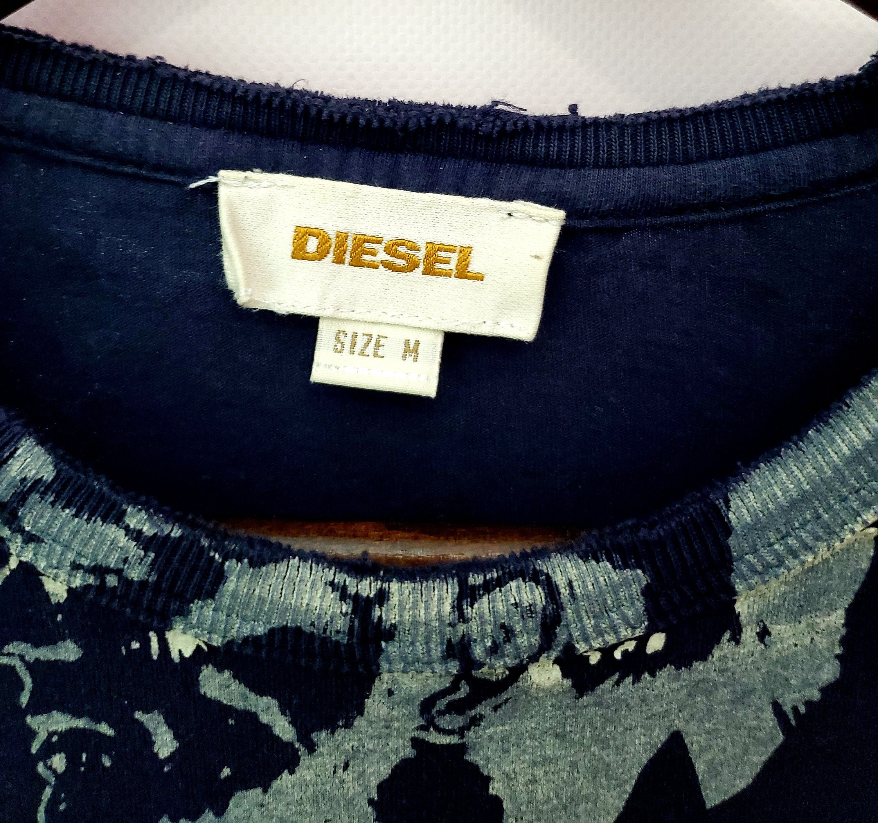 Diesel × Vintage Vintage Diesel Monogram Logo T Shirt Y2K size S Size US S / EU 44-46 / 1 - 4 Thumbnail