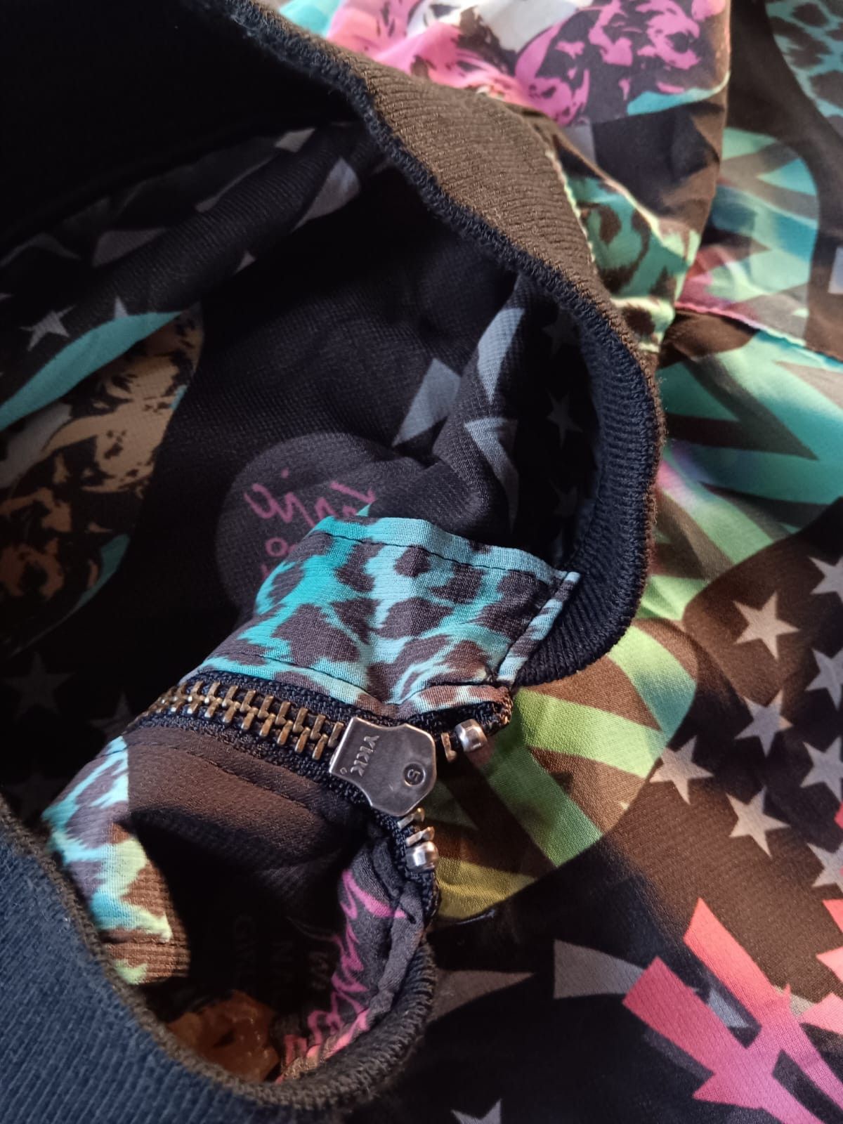 Hysteric Glamour HYSTERIC GLAMOUR FULL PRINT SILK BOMBER JACKET Size M / US 6-8 / IT 42-44 - 5 Thumbnail