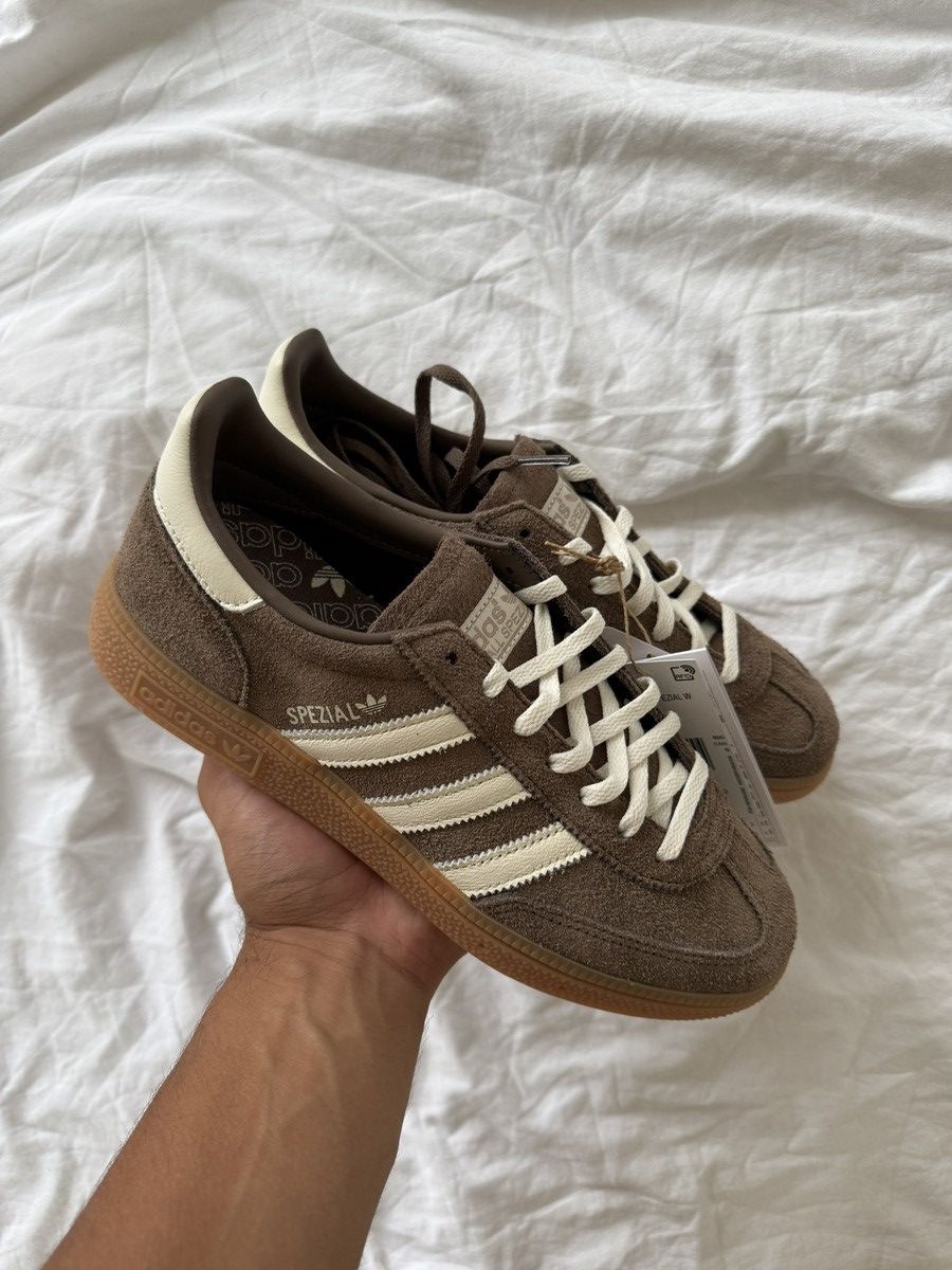 Adidas 🤎 Adidas Handball – Earth Strata Gum – Size EU 38 2/3 US7W Size US 7 / IT 37 - 1 Thumbnail