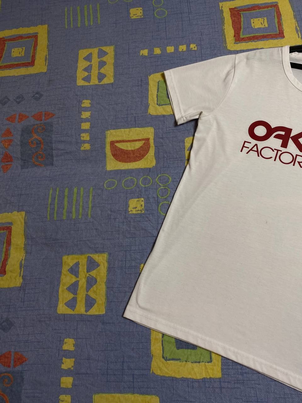 Oakley Oakley vintage hype y2k streetwear style t-shirt big logo Size US S / EU 44-46 / 1 - 4 Thumbnail