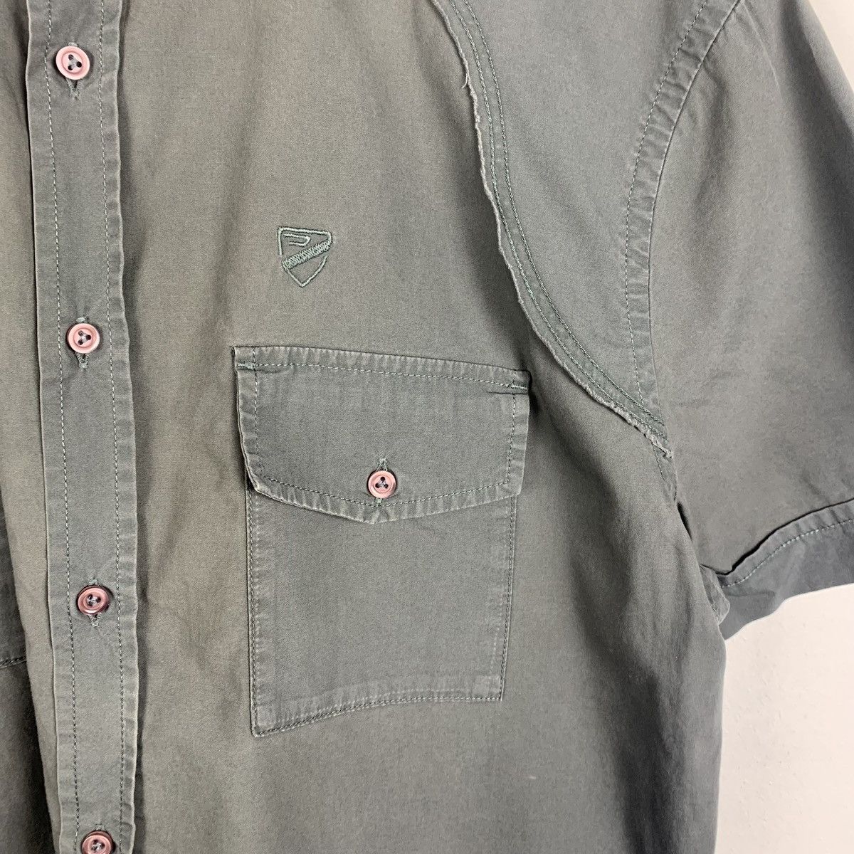 Diesel Vintage Diesel Multipocket Shirt Short Sleeve Size XL Faded Size US XL / EU 56 / 4 - 7 Thumbnail