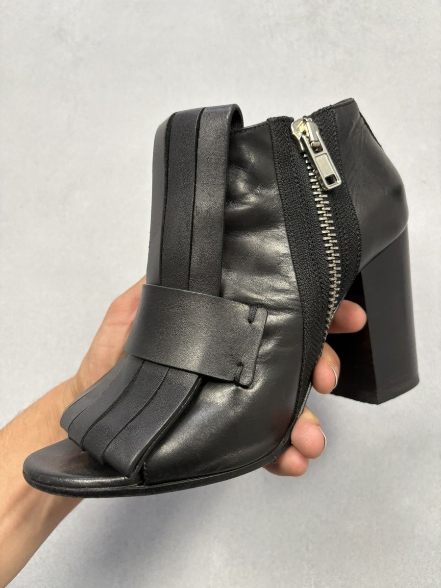 Alexander McQueen Alexander McQueen McQ Black Leather Zipper Block Heel Boots Size US 8 / IT 38 - 13 Thumbnail