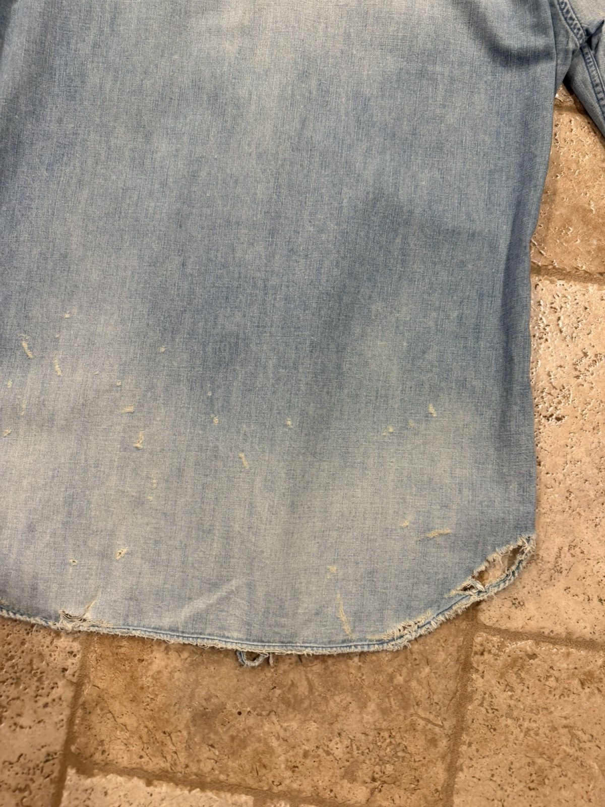 Balmain Balmain SS18 Distressed Light Blue Wash Denim Button Shirt Size US L / EU 52-54 / 3 - 14 Thumbnail