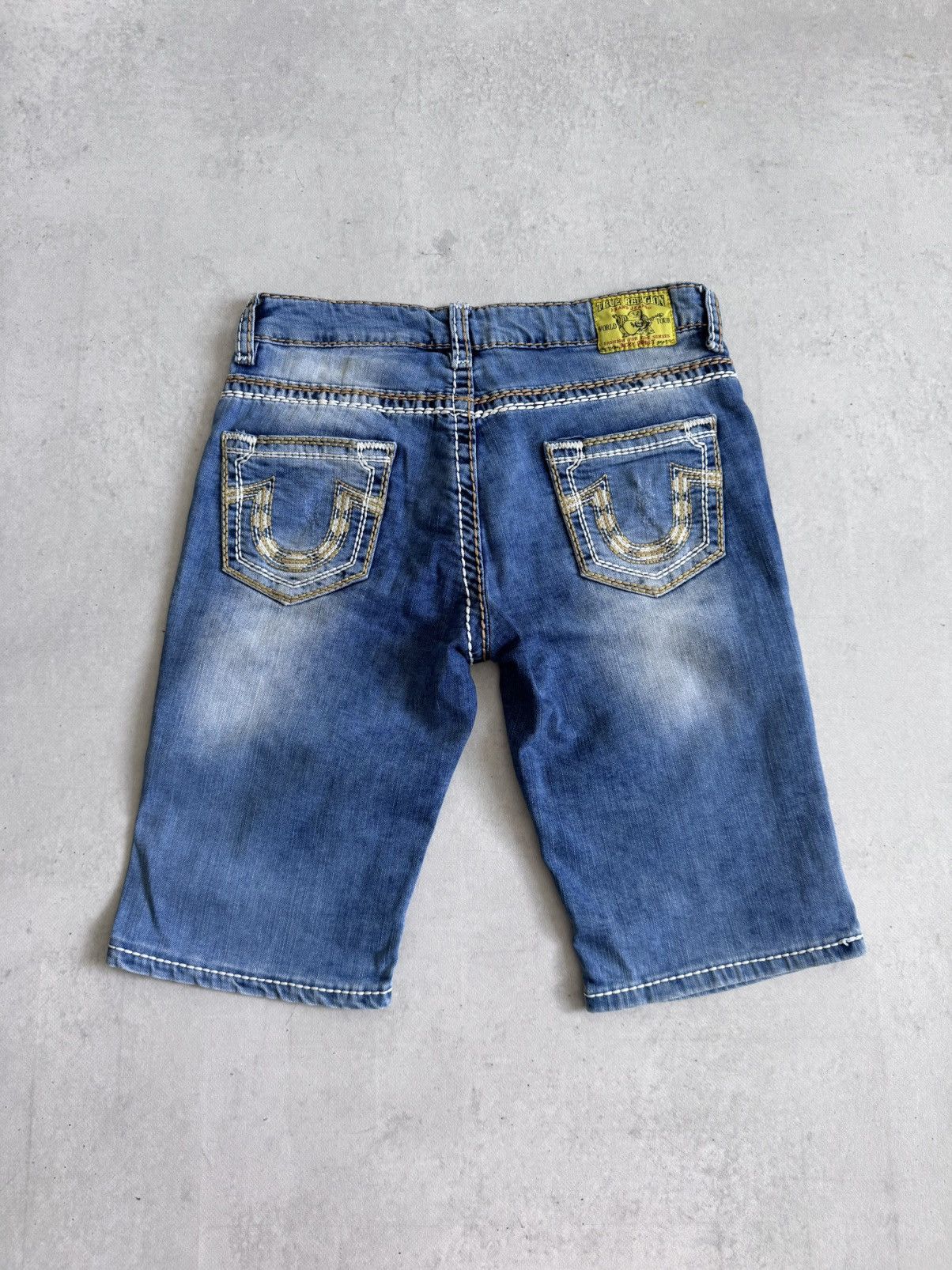 True Religion Vintage True Religion Slim Y2K Denim Unisex U.S.A Shorts Size US 31 - 1 Thumbnail