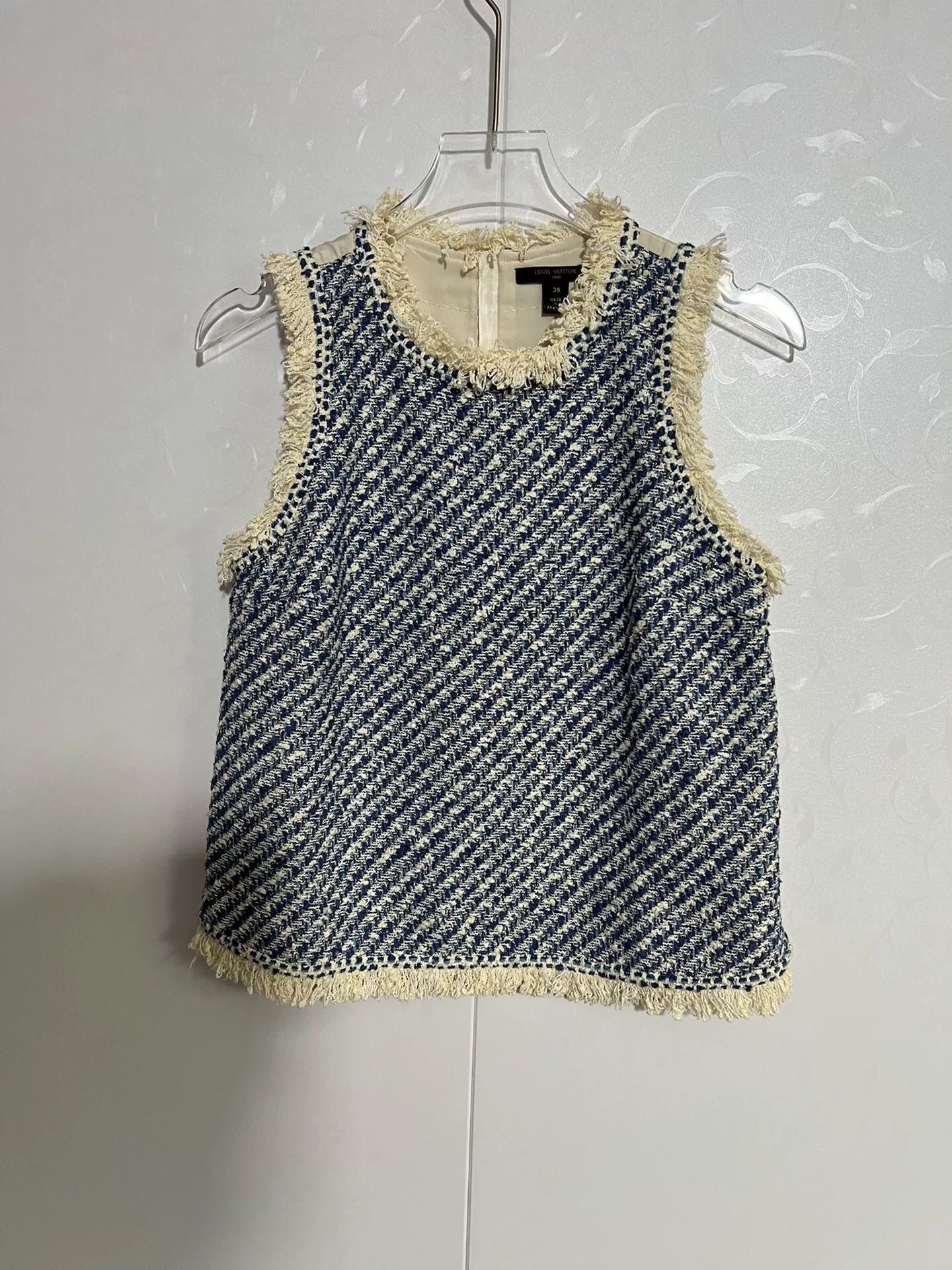 Louis Vuitton Louis Vuitton Tank Top M Women Size M / US 6-8 / IT 42-44 - 1 Thumbnail