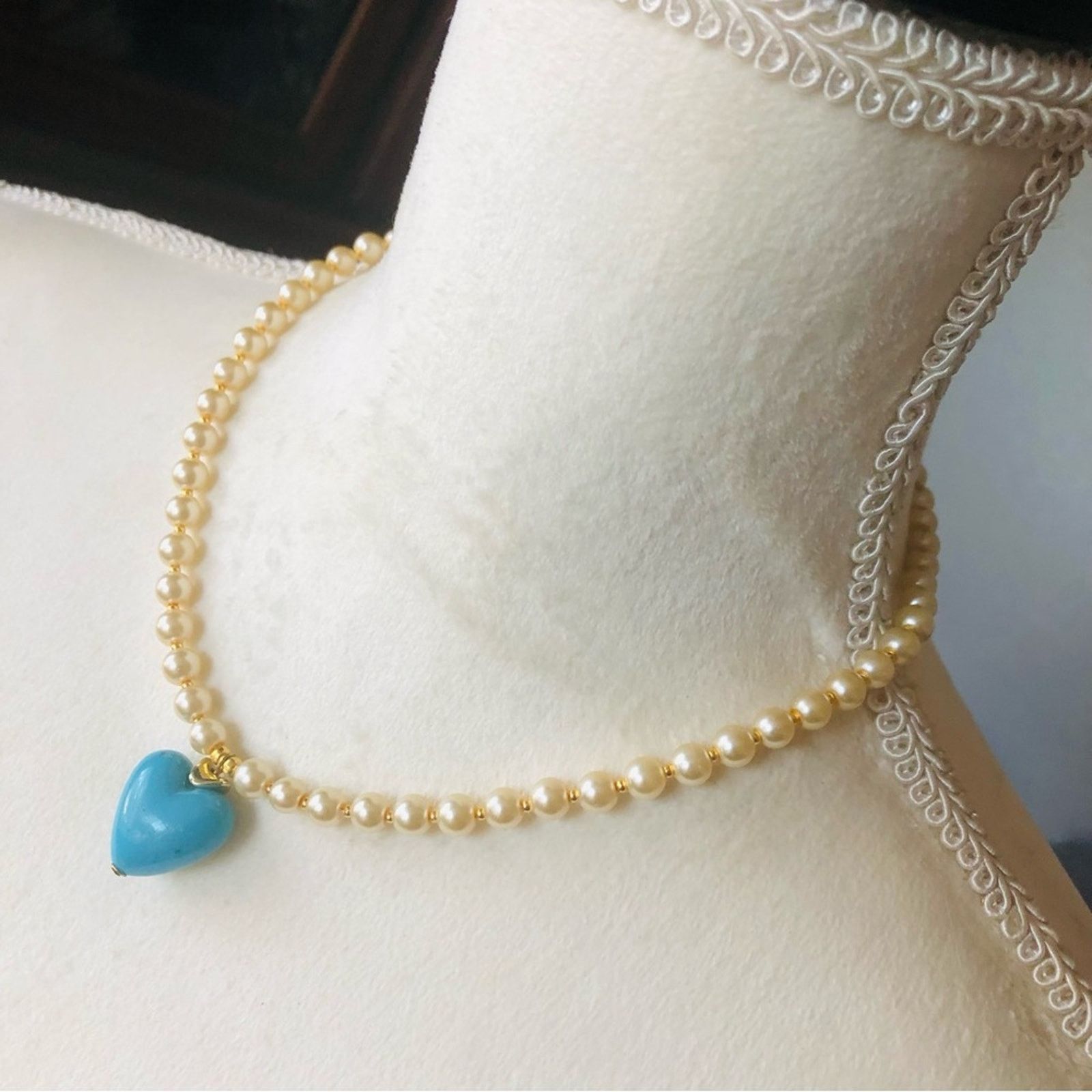 Handmade Handcrafted repurpose faux turquoise heart Pearl necklace Size ONE SIZE - 4 Thumbnail