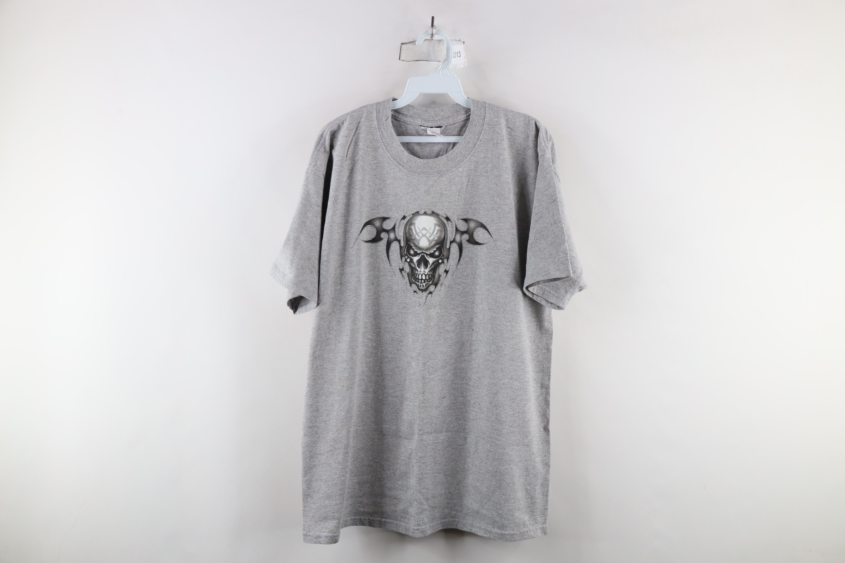 Vintage Vintage 90s Streetwear Tribal Skull Skeleton T-Shirt Gray Size US L / EU 52-54 / 3 - 1 Thumbnail