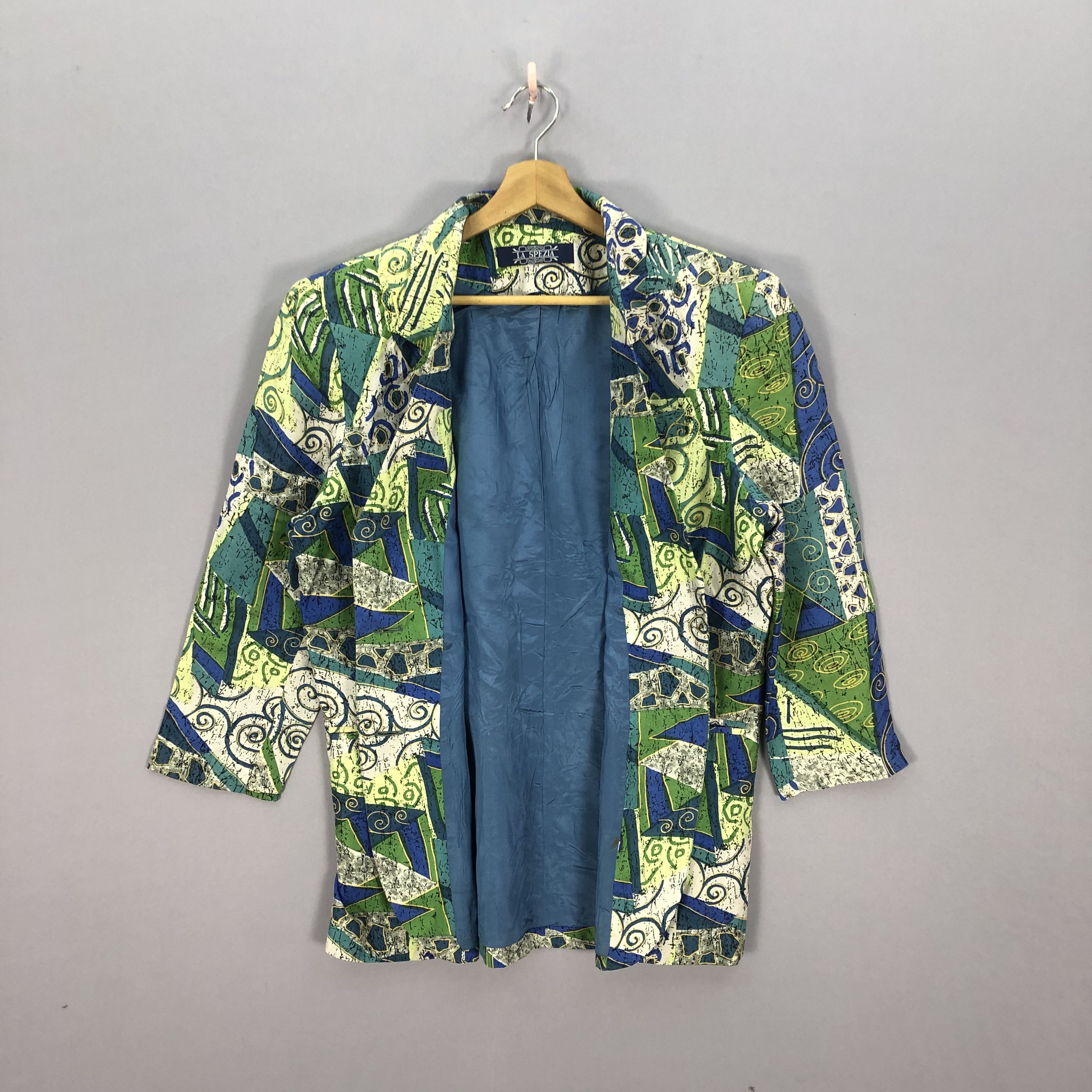 Japanese Brand Vintage La Spezia Satin Pop Arts Coat Jacket Size US L / EU 52-54 / 3 - 5 Thumbnail