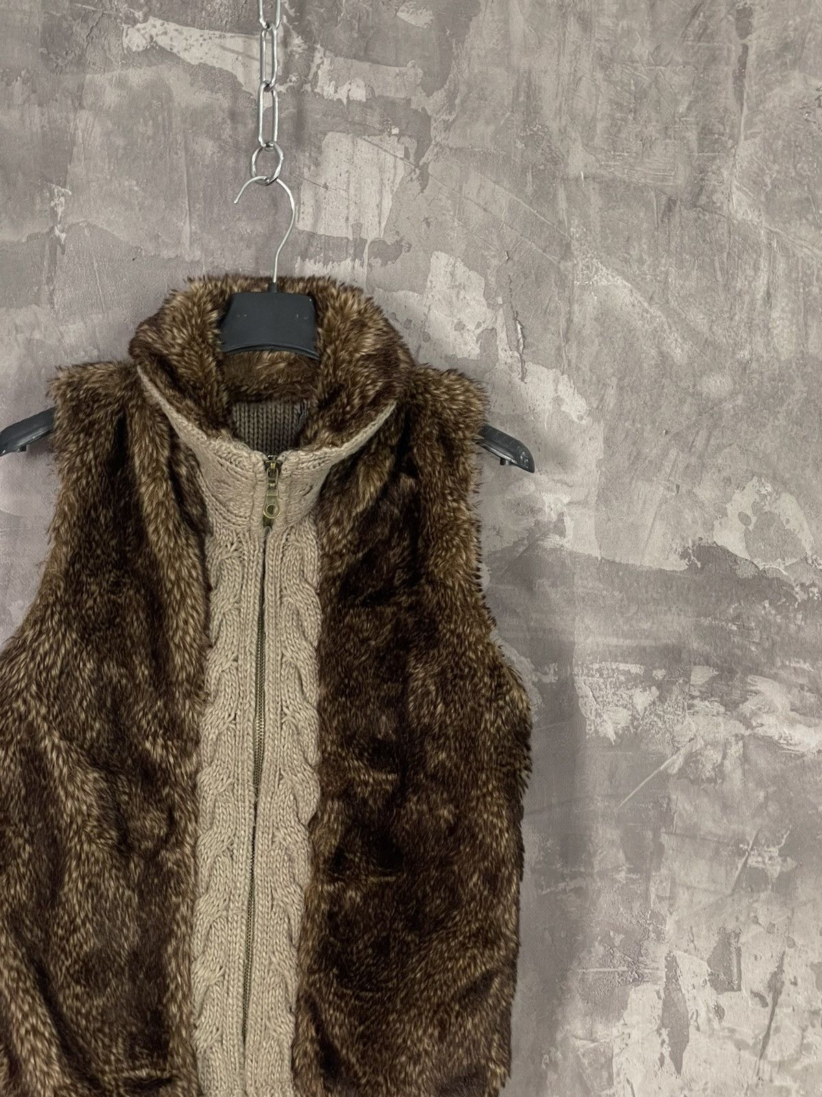 Japanese Brand Japanese Faux Fur Vest Woman with zippers Size M / US 6-8 / IT 42-44 - 4 Thumbnail