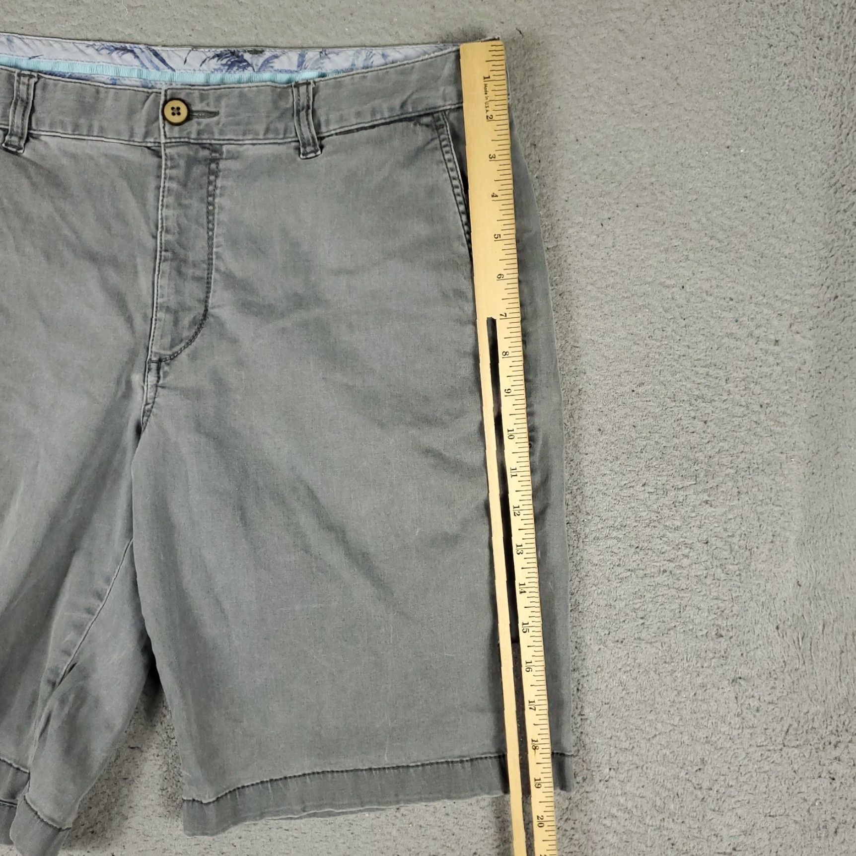 Tommy Bahama Tommy Bahama Shorts Mens Size 33 Gray Cotton Blend Flat Front Chino Pockets 34 Waist Regular Fit Summer Style Mens Size US 34 / EU 50 - 5 Thumbnail