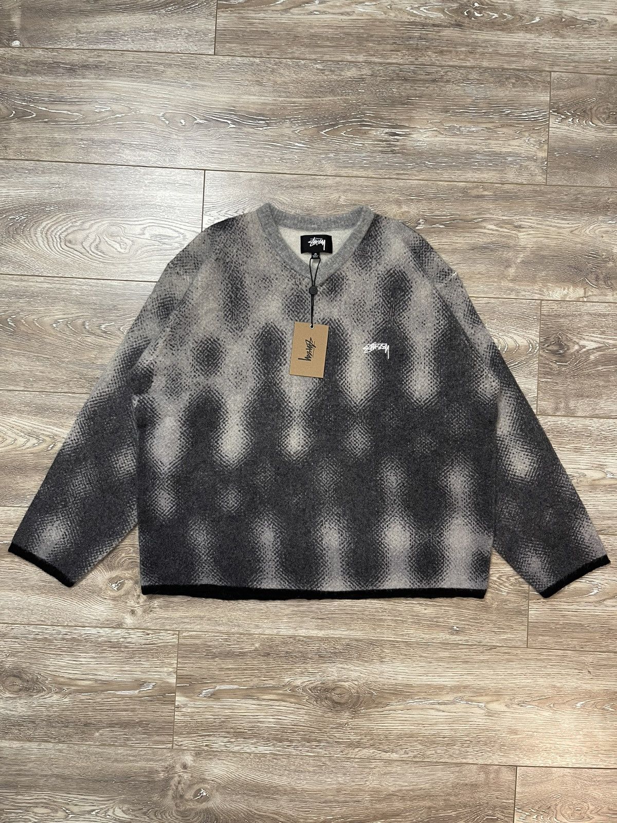 Stussy best sale gradient sweater