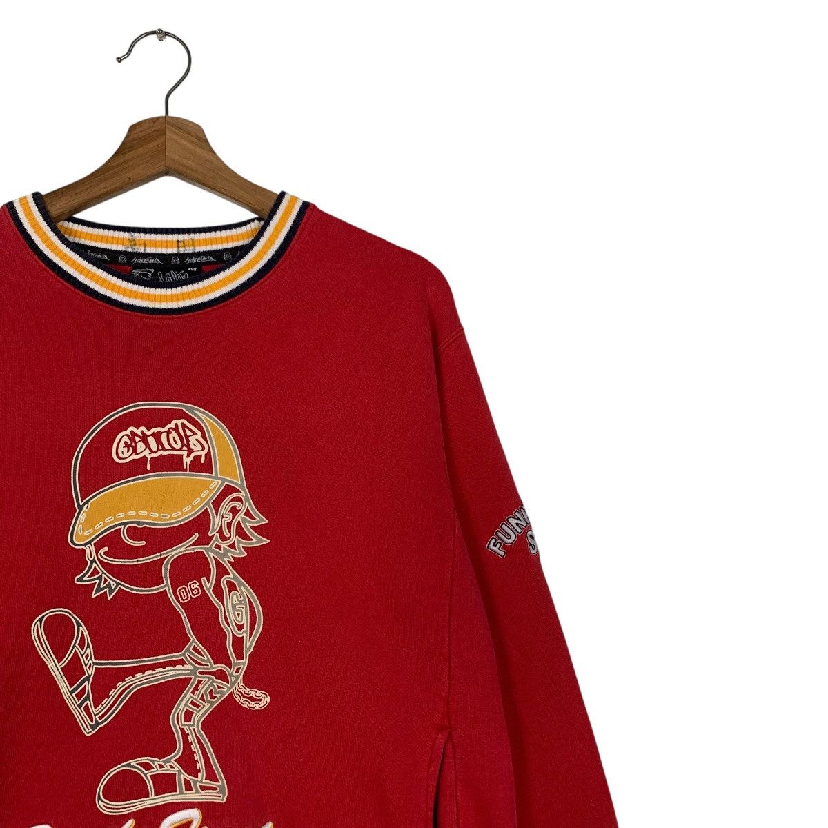 Japanese Brand FUNKY FRESH Style Embroidered Crewneck Sweatshirt #3628-C166 Size US M / EU 48-50 / 2 - 4 Thumbnail