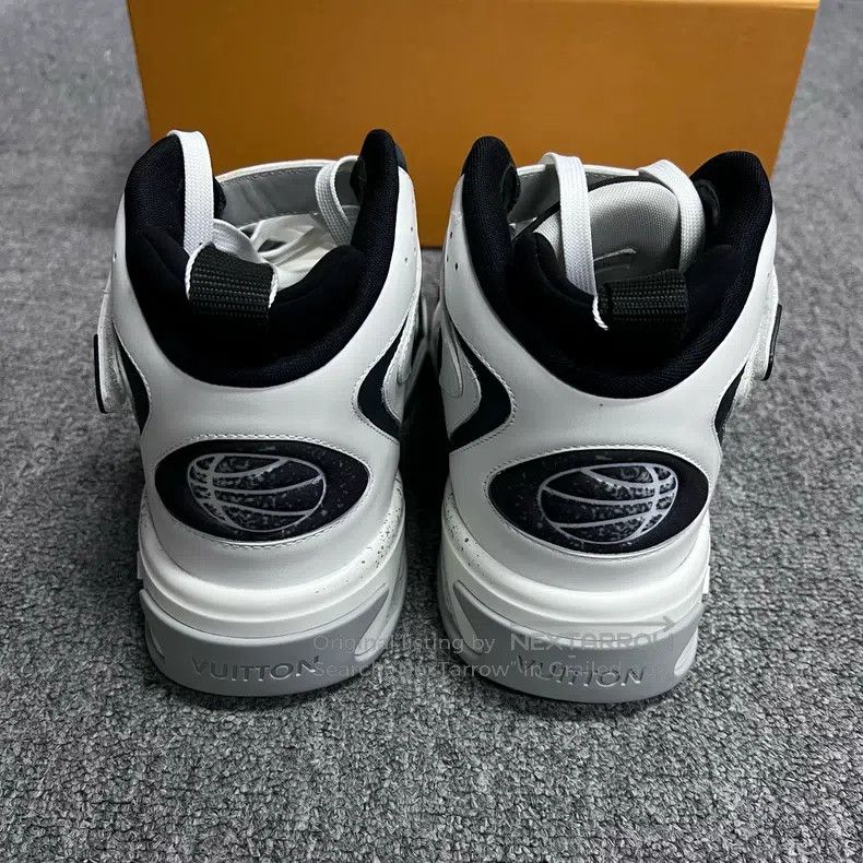 Louis Vuitton Louis Vuitton White and black flower adjustable Velcro bas Size US 6.5 / EU 39-40 - 3 Thumbnail