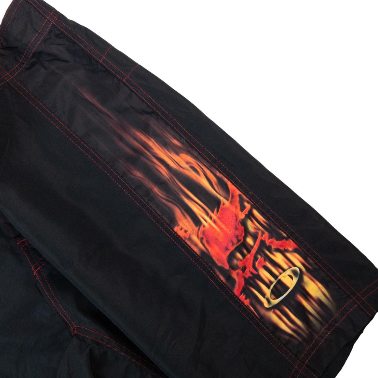 Oakley Vintage Oakley Flame Shorts Size W36 Size US 36 / EU 52 - 5 Thumbnail