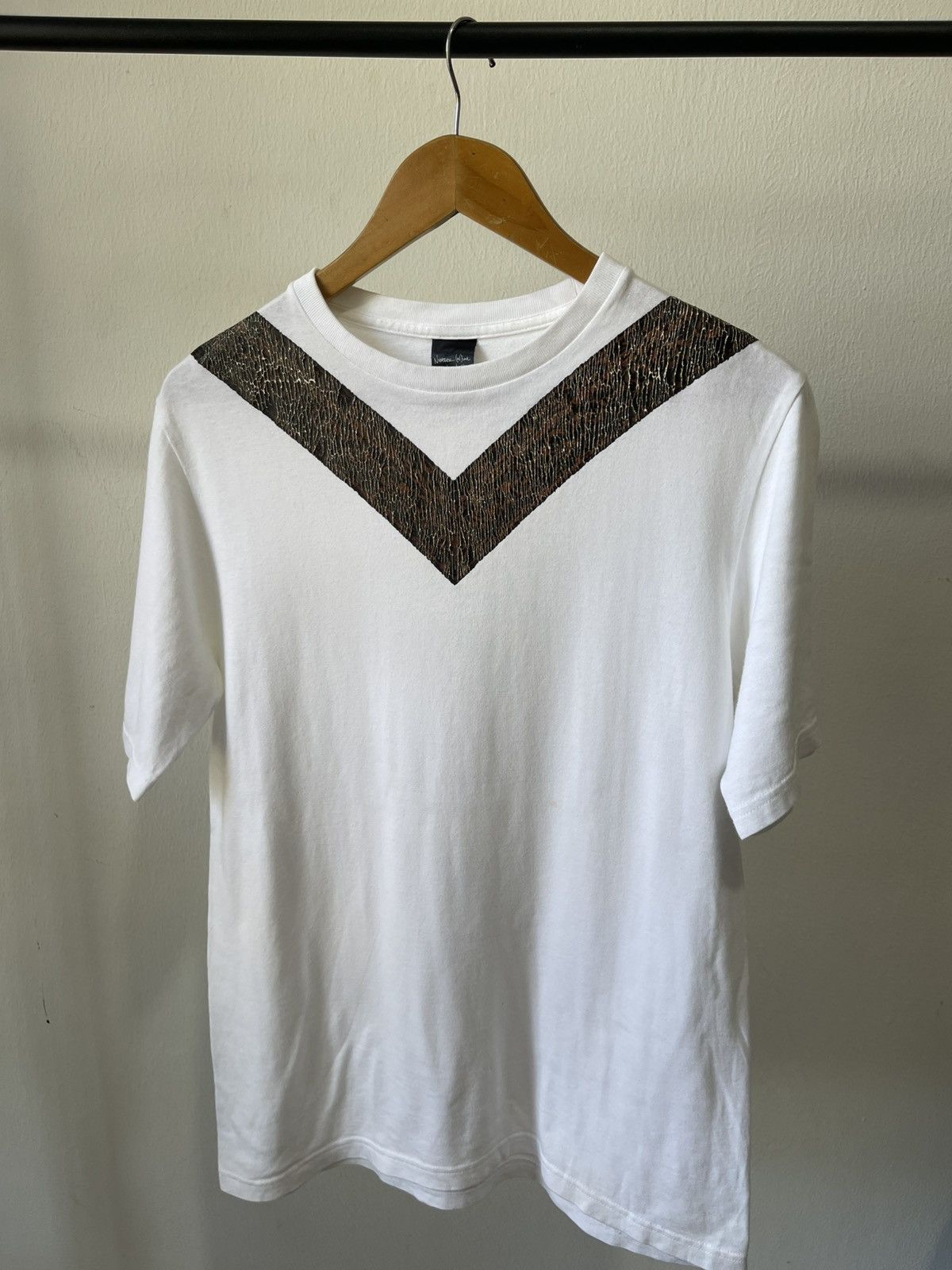 Number (N)ine 2000s Number Nine V Neck Print Tee #99 Size US M / EU 48-50 / 2 - 2 Thumbnail