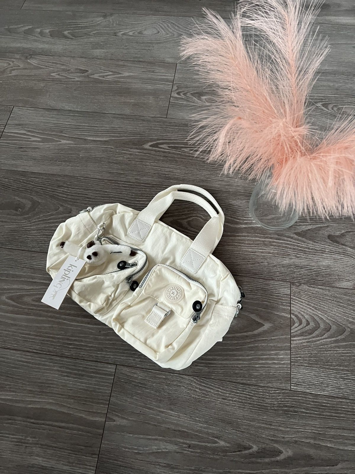 Designer ‼️New Kipling with Monkey “Barbara” White Shoulders Bag‼️ Size ONE SIZE - 4 Thumbnail