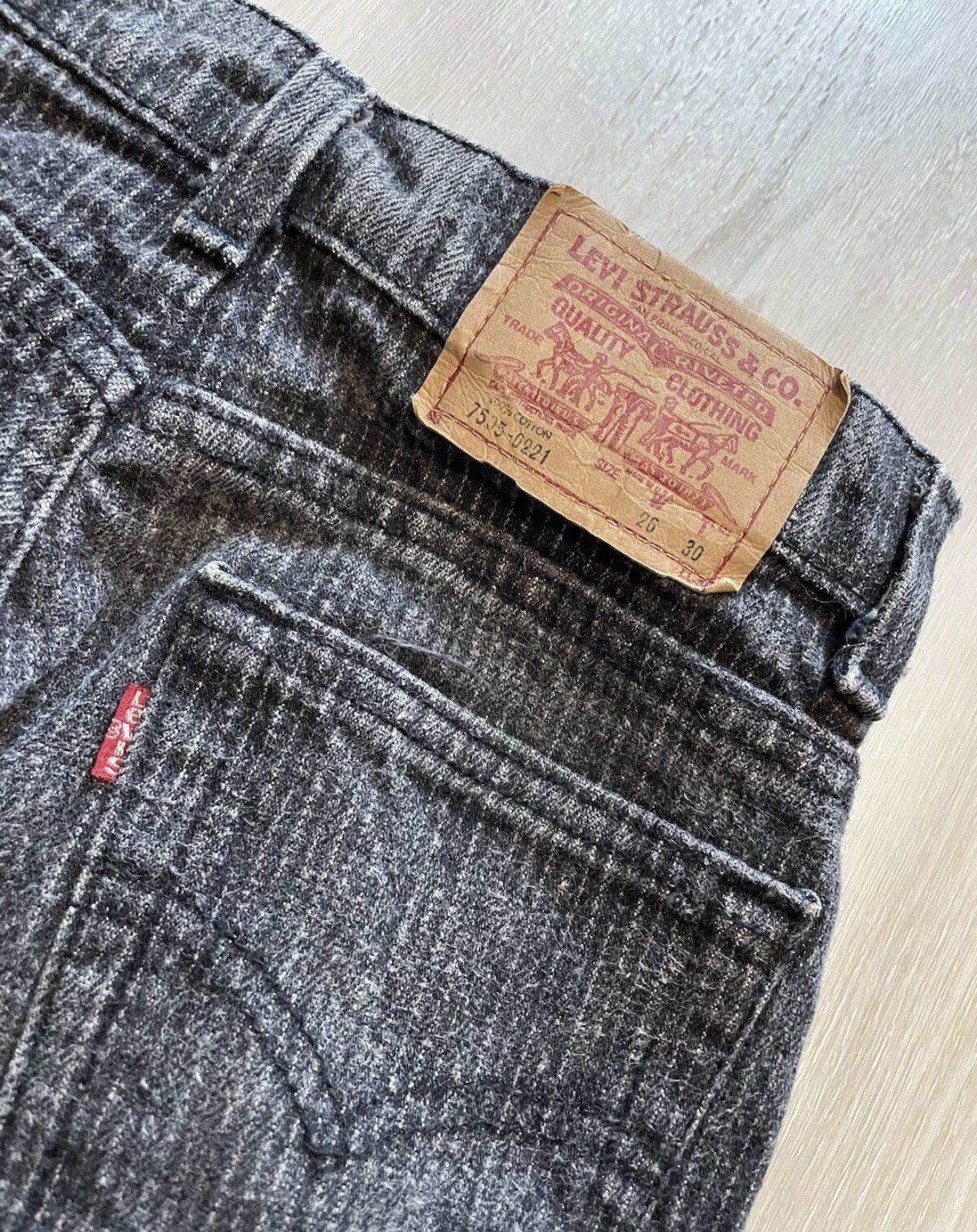 Levi's Vintage Levis 80s 7505-0221 Student Denim USA Jeans 26x30 Size US 26 / EU 42 - 3 Thumbnail