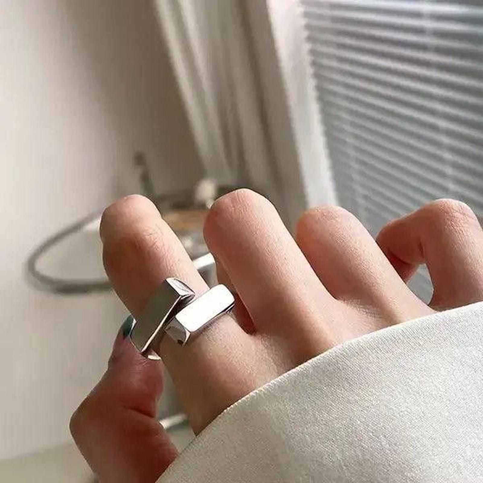 Jewelry Irregular Silver Minimal Ring Size ONE SIZE - 1 Thumbnail