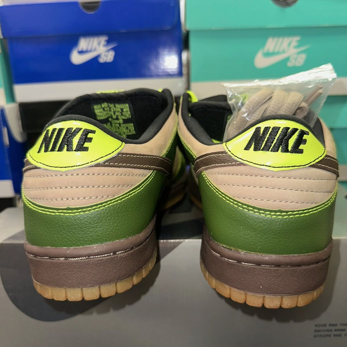 Nike Size 10.5 - Nike Dunk Pro SB Low Jedi - 304292-222 Size US 10.5 / EU 43-44 - 3 Thumbnail
